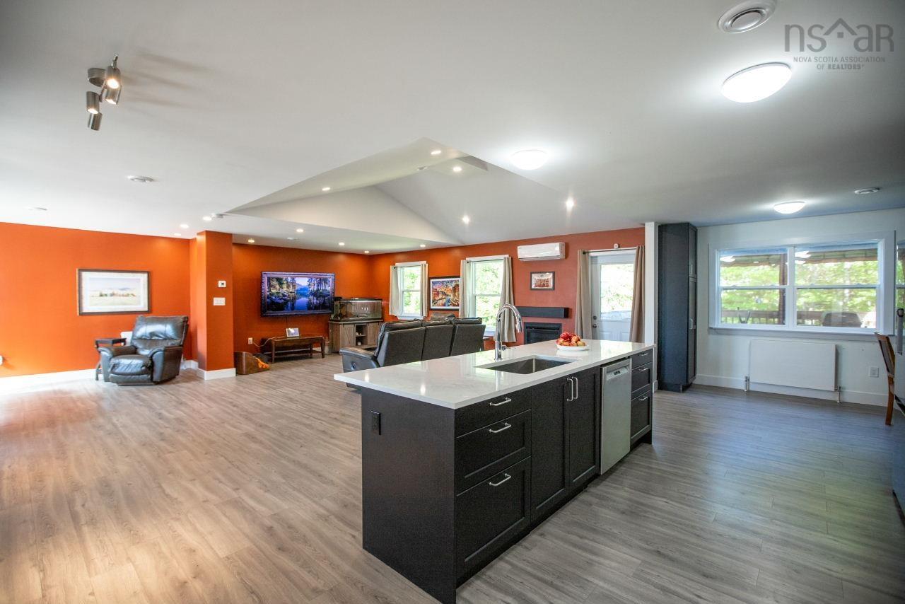 $949,900.00: 346 Lakecreast Drive, Middle Sackville