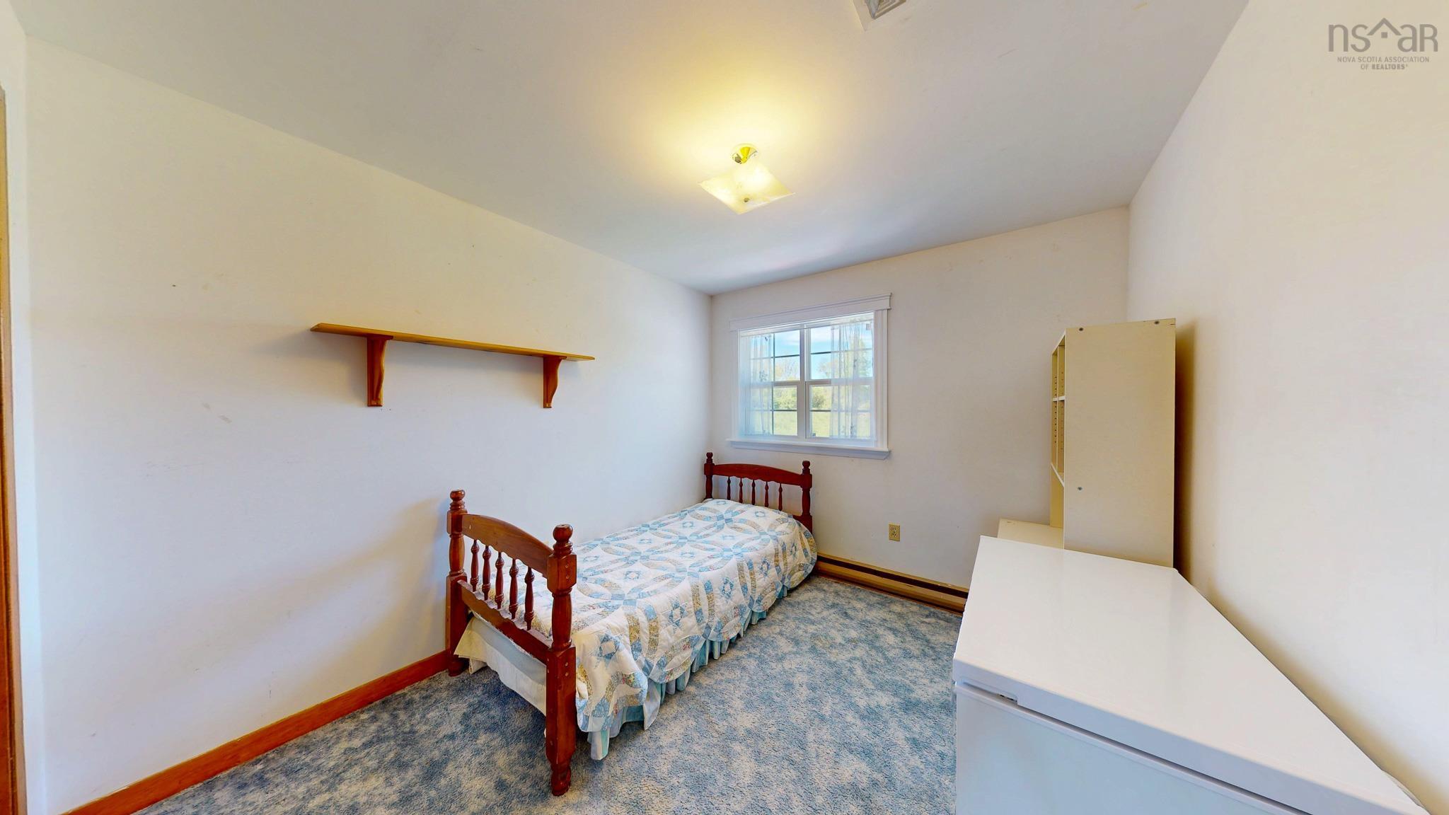 $399,900.00: 10 Leighton Drive, Brooklyn