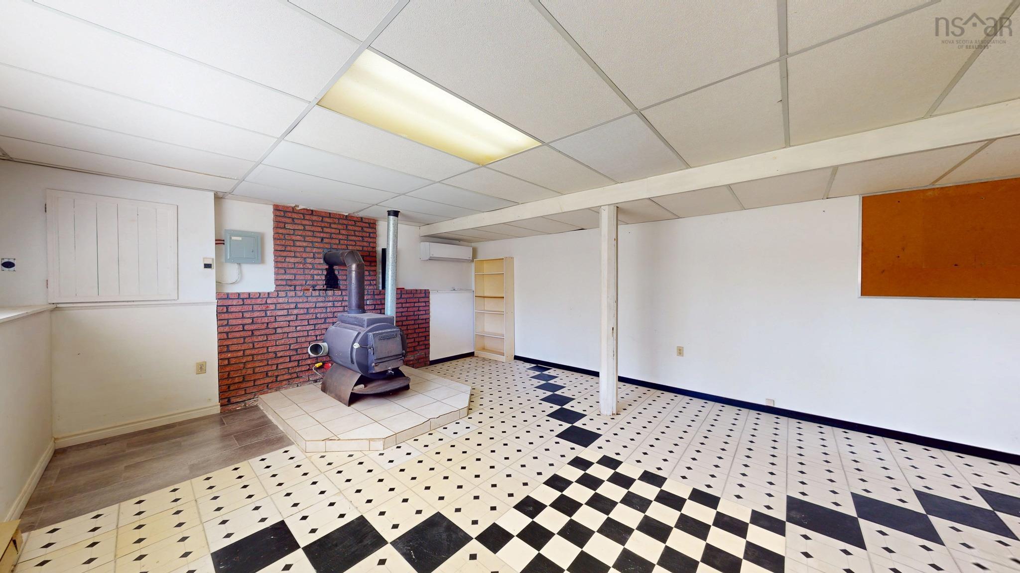 $399,900.00: 10 Leighton Drive, Brooklyn
