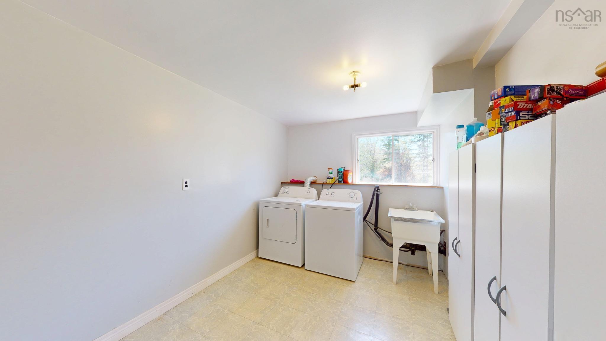 $399,900.00: 10 Leighton Drive, Brooklyn