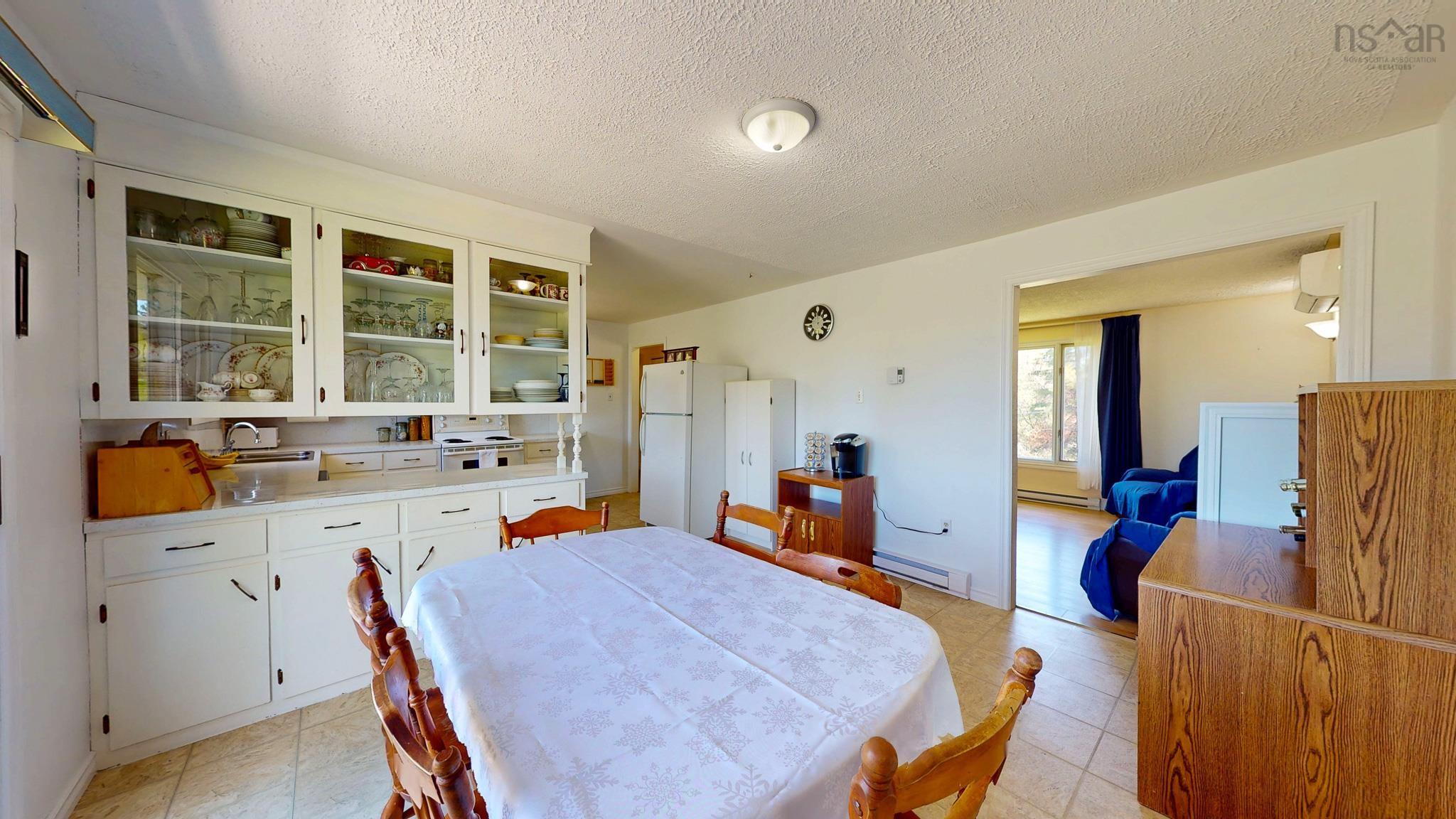 $399,900.00: 10 Leighton Drive, Brooklyn