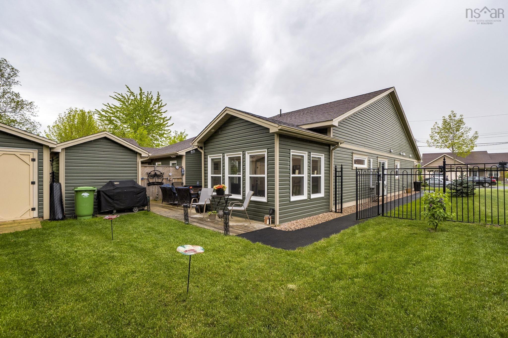 $499,900.00: 12 Edward Drive, Garlands Crossing