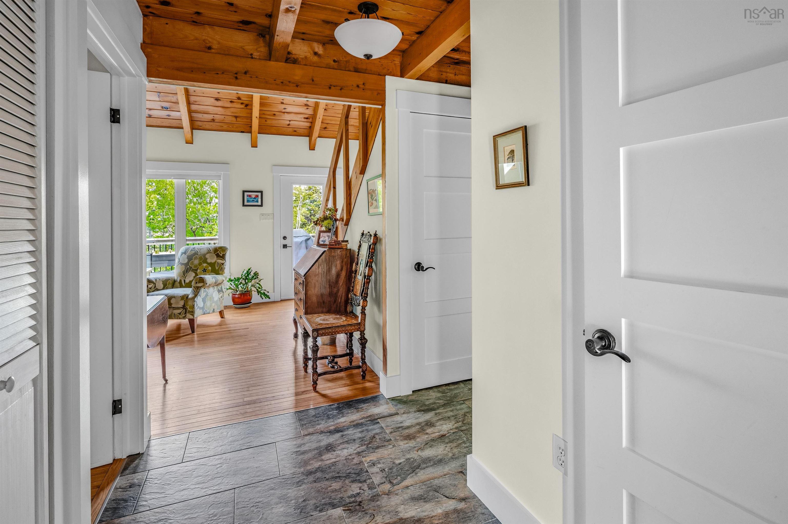 $849,900.00: 183 Lakewood Drive, Brookside