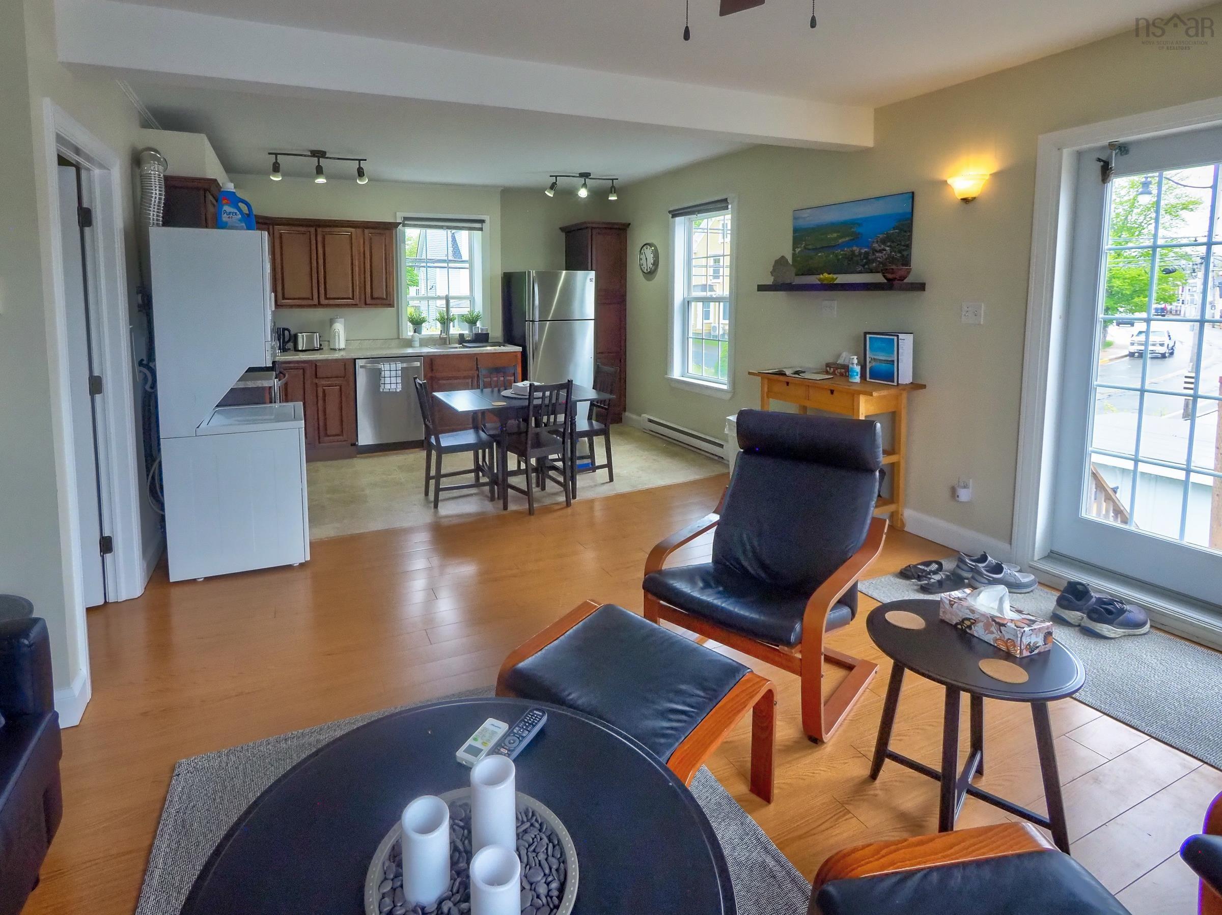 $2,399,000.00: 617, 619 & 621 Main Street, Mahone Bay