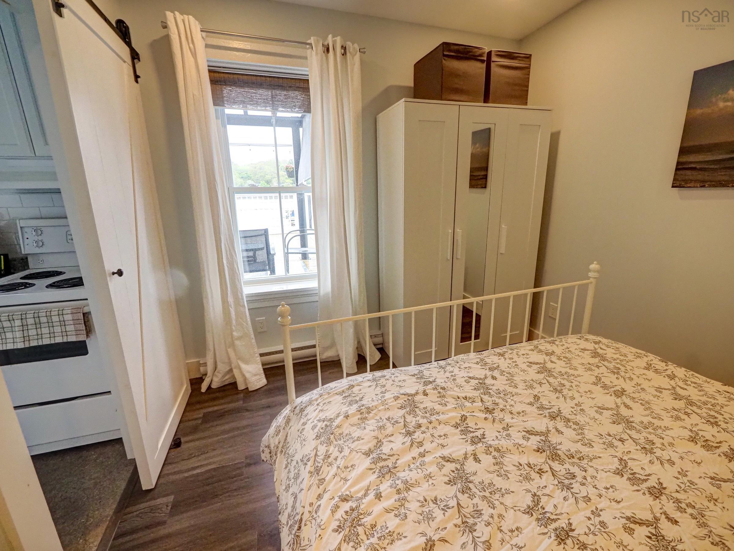 $2,399,000.00: 617, 619 & 621 Main Street, Mahone Bay