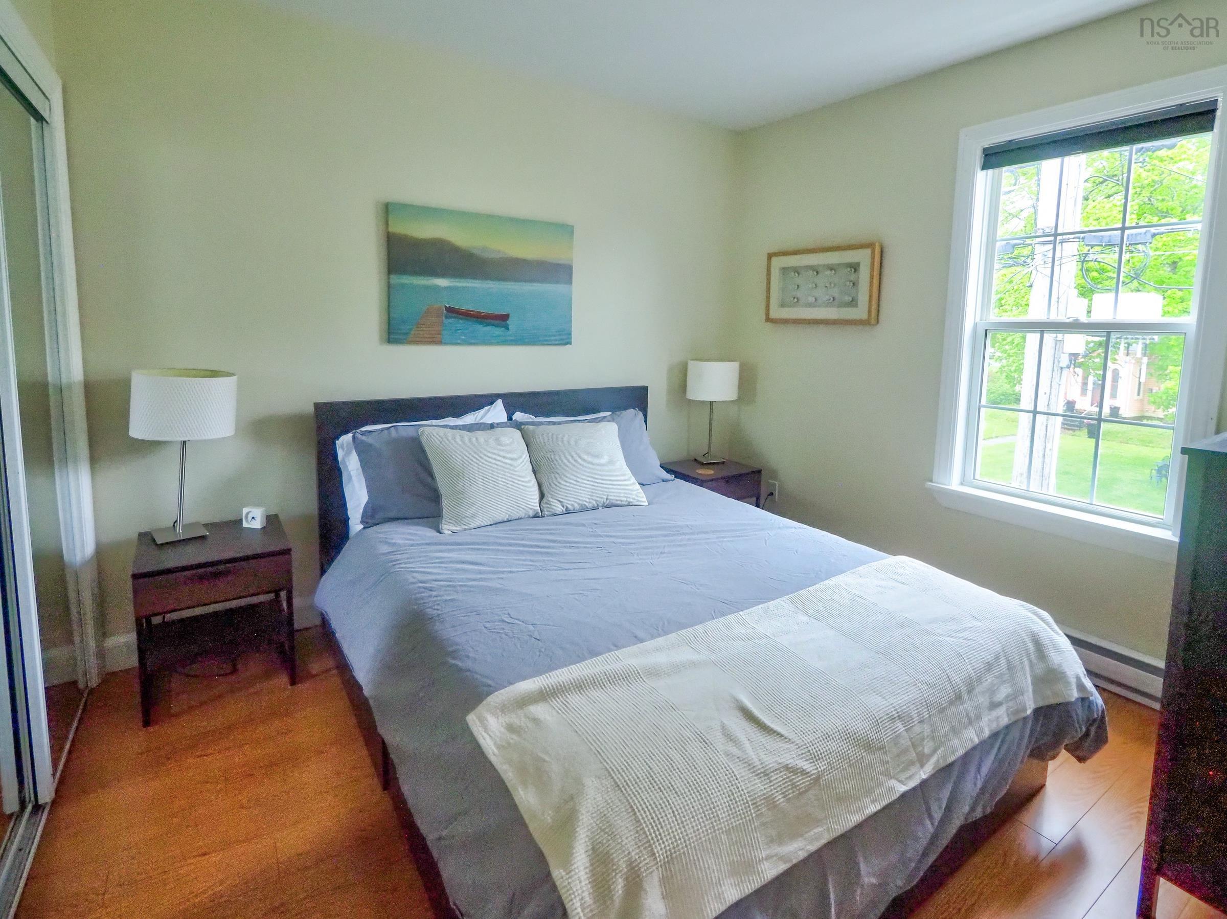$2,399,000.00: 617, 619 & 621 Main Street, Mahone Bay