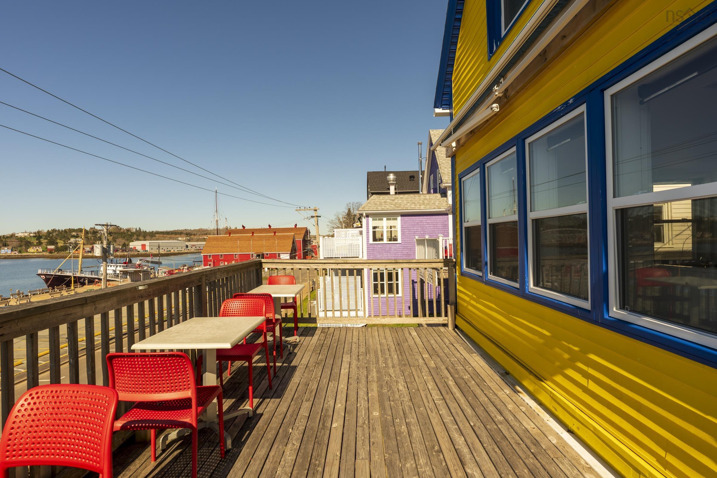$975,000.00: 100 Montague Street, Lunenburg