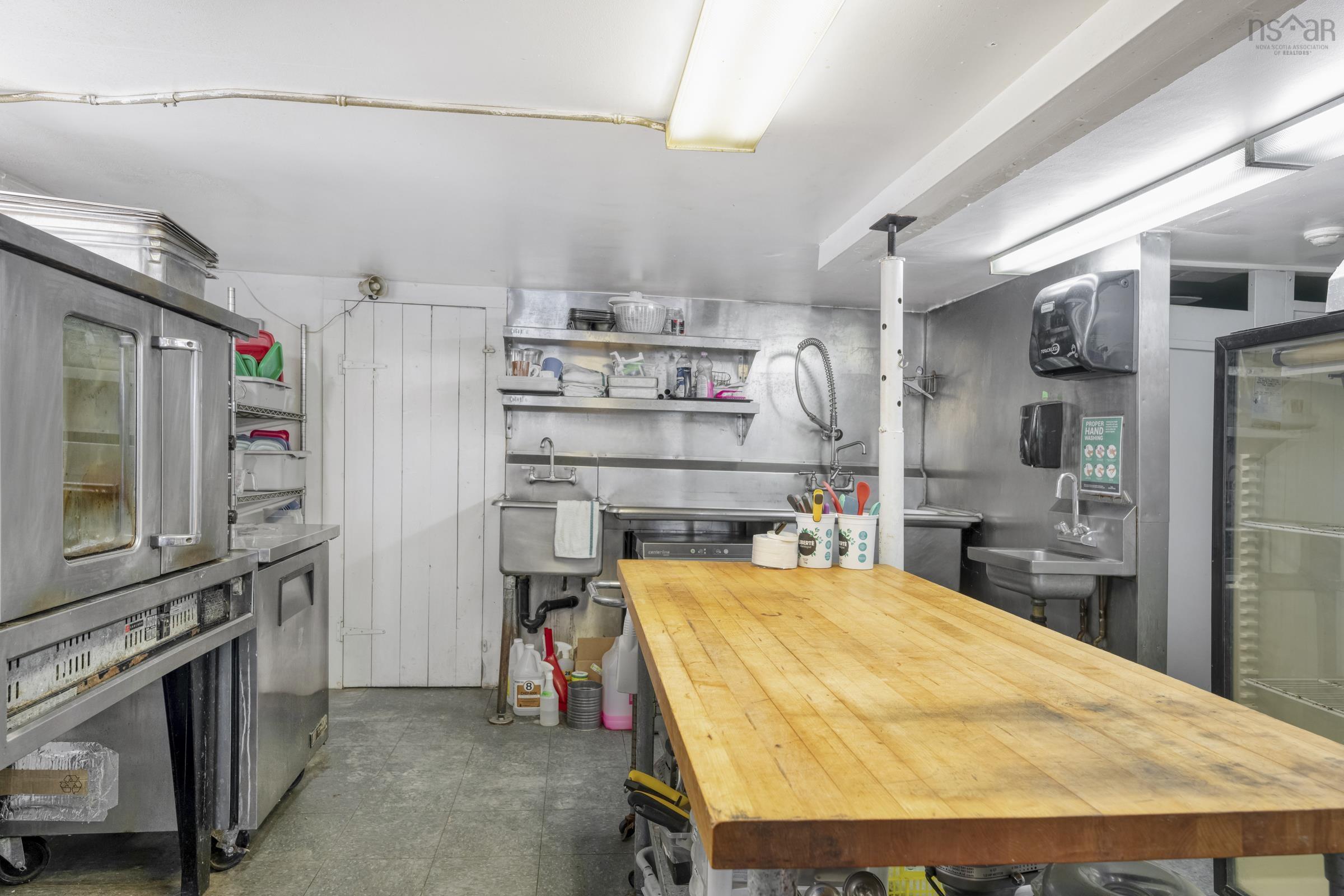 $975,000.00: 100 Montague Street, Lunenburg