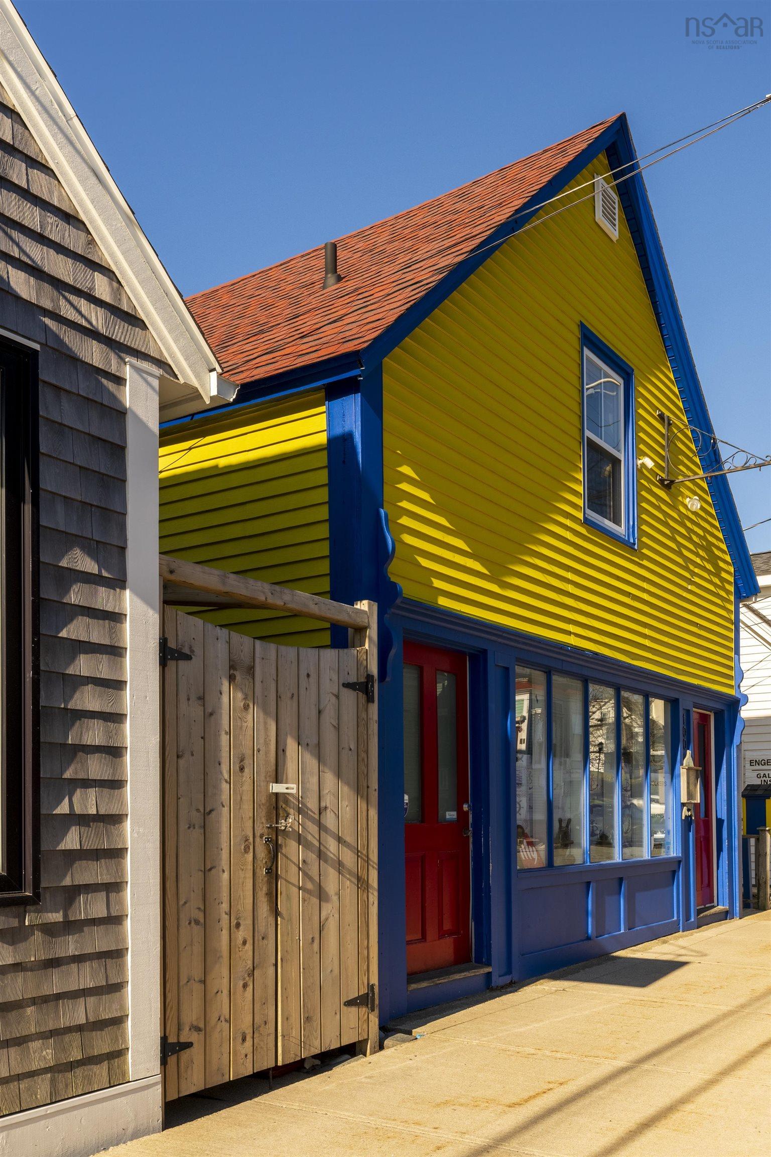 $975,000.00: 100 Montague Street, Lunenburg
