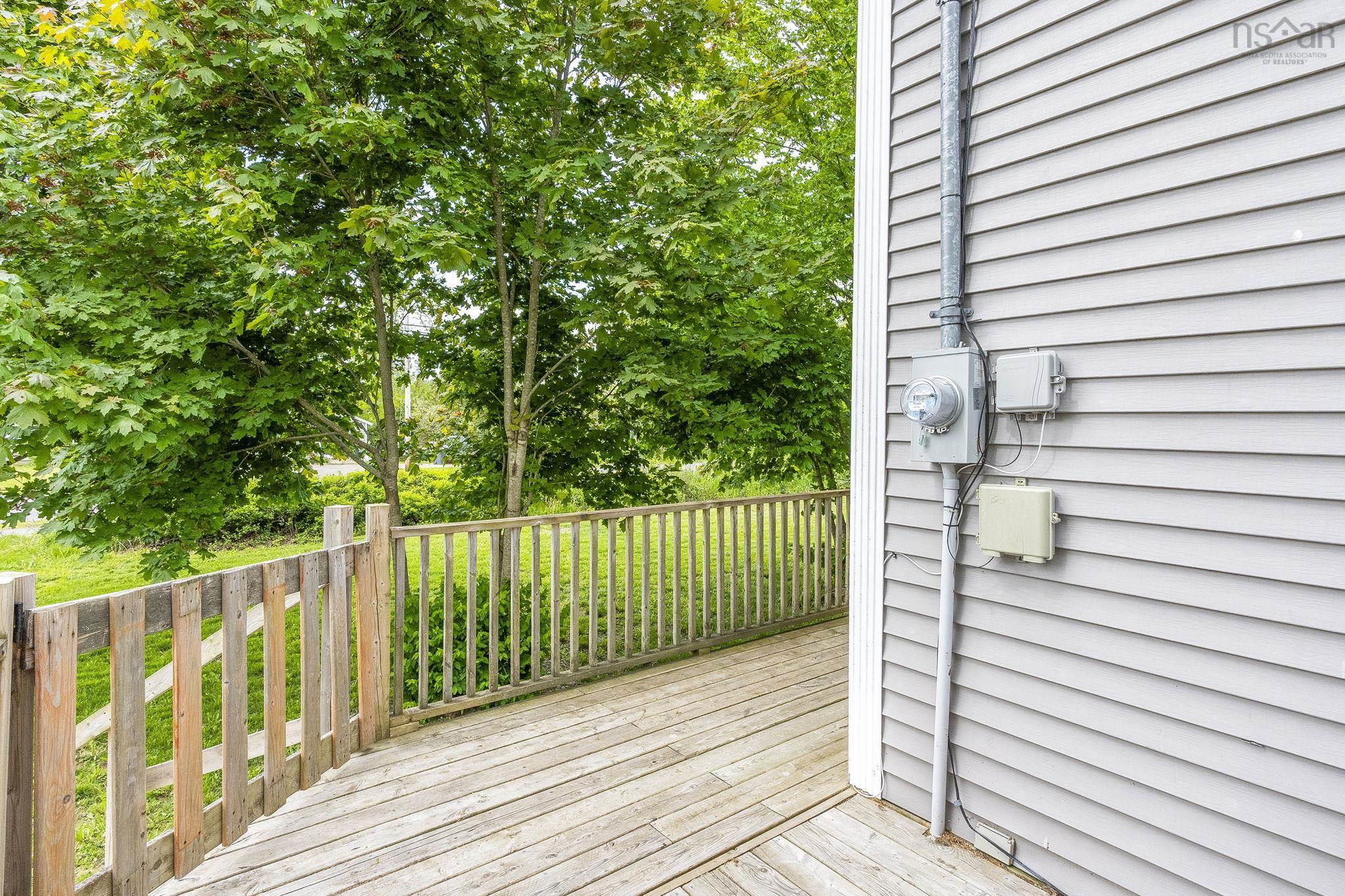 $325,000.00: 623 Main Street, Lawrencetown