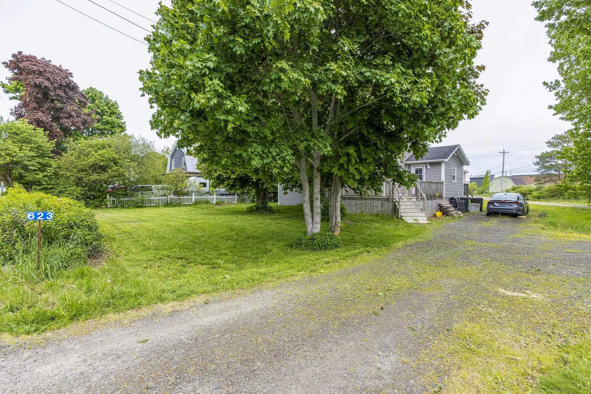 $325,000.00: 623 Main Street, Lawrencetown