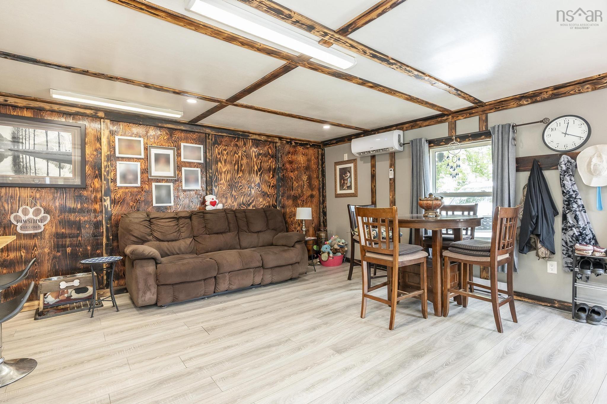 $264,900.00: 377 Cloverdale Road, Birch Hill