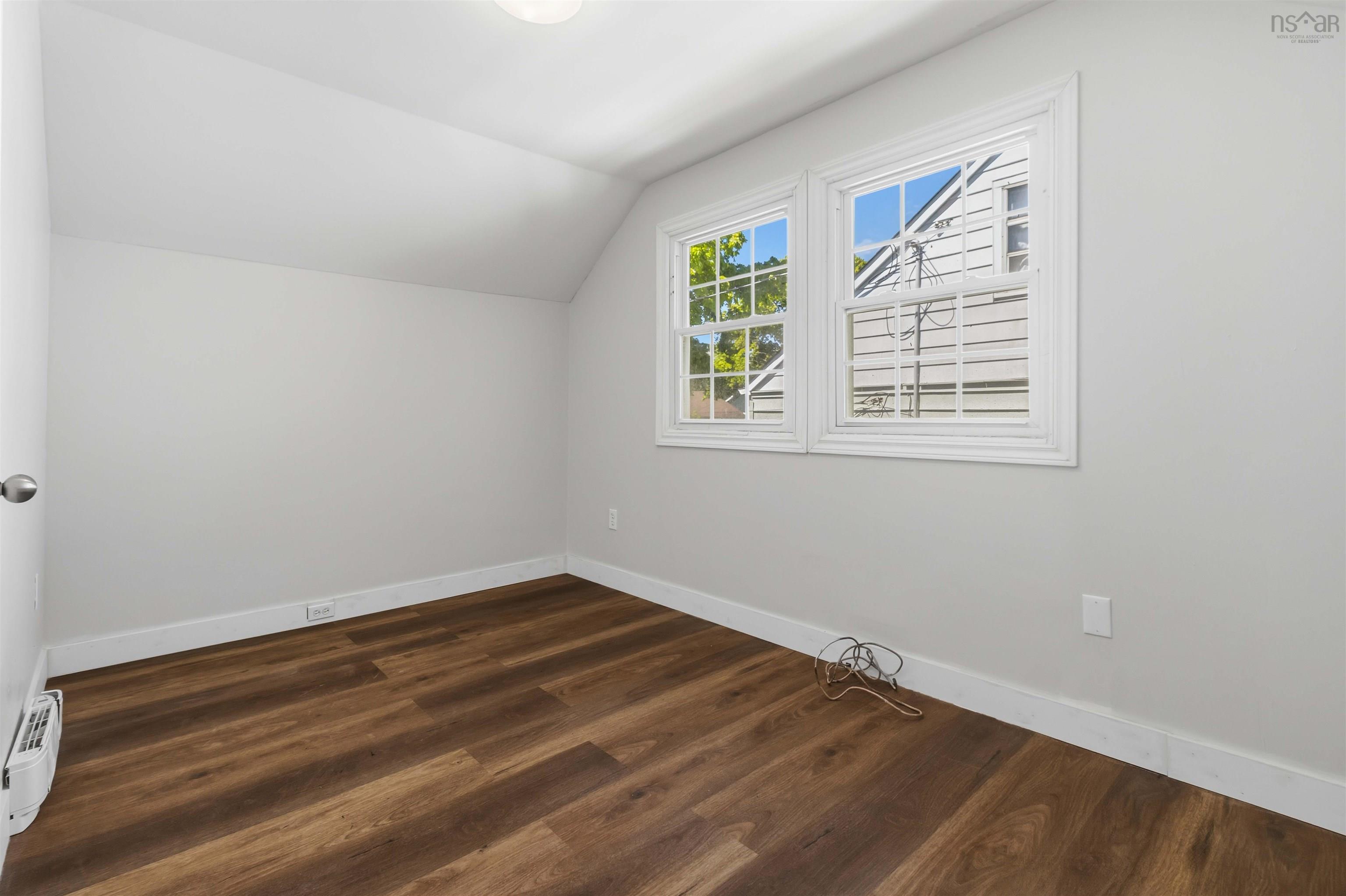 28 Symonds Street, Dartmouth, NS (MLS 202613361)