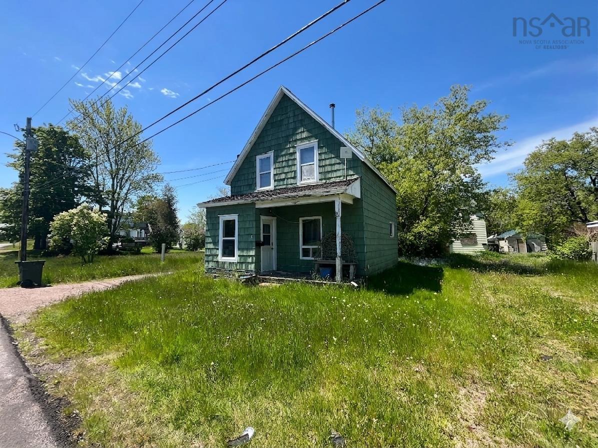 31 Patterson Street, Amherst, NS (MLS 202613373)