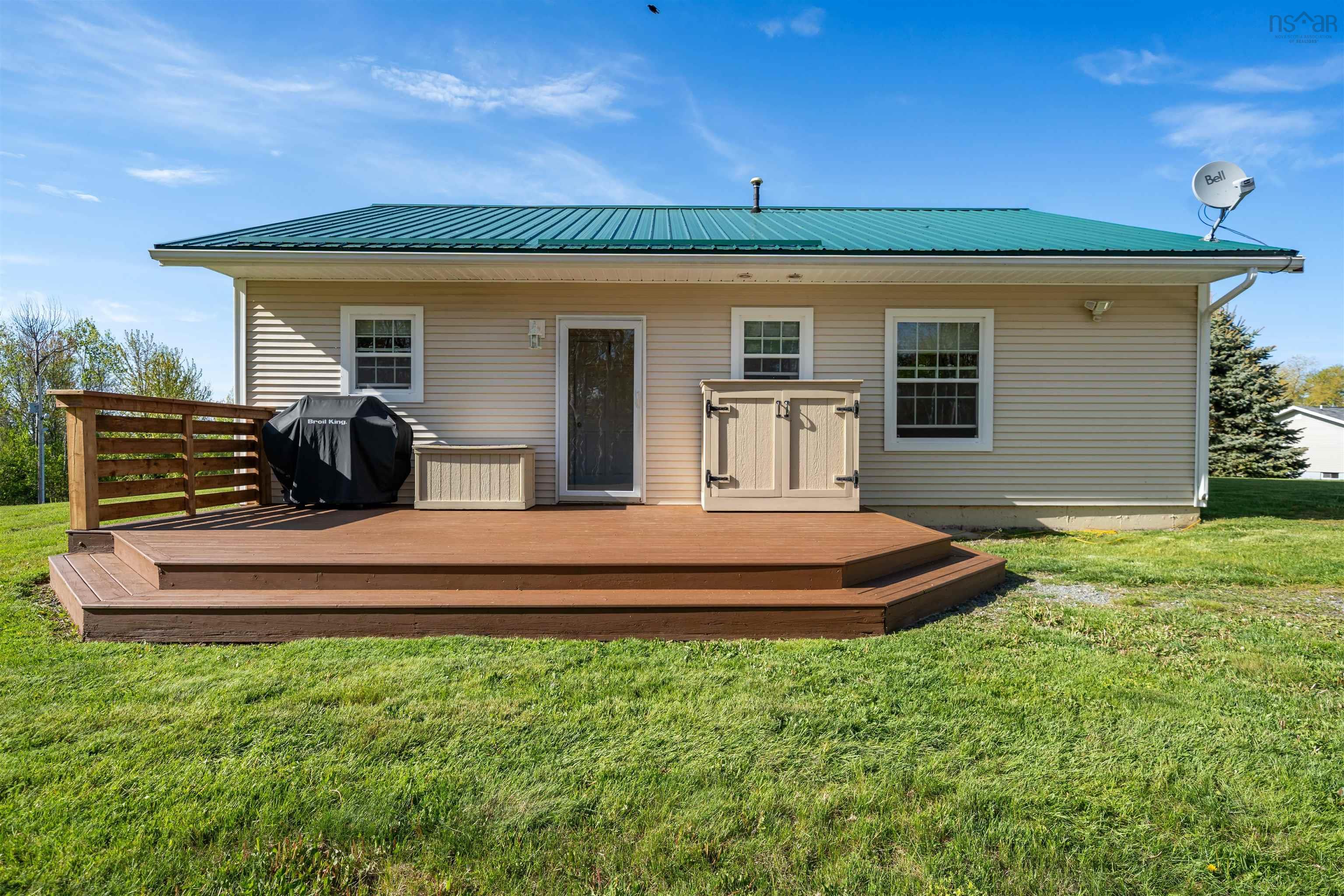 $474,999.00: 5338 Little Harbour Road, Little Harbour