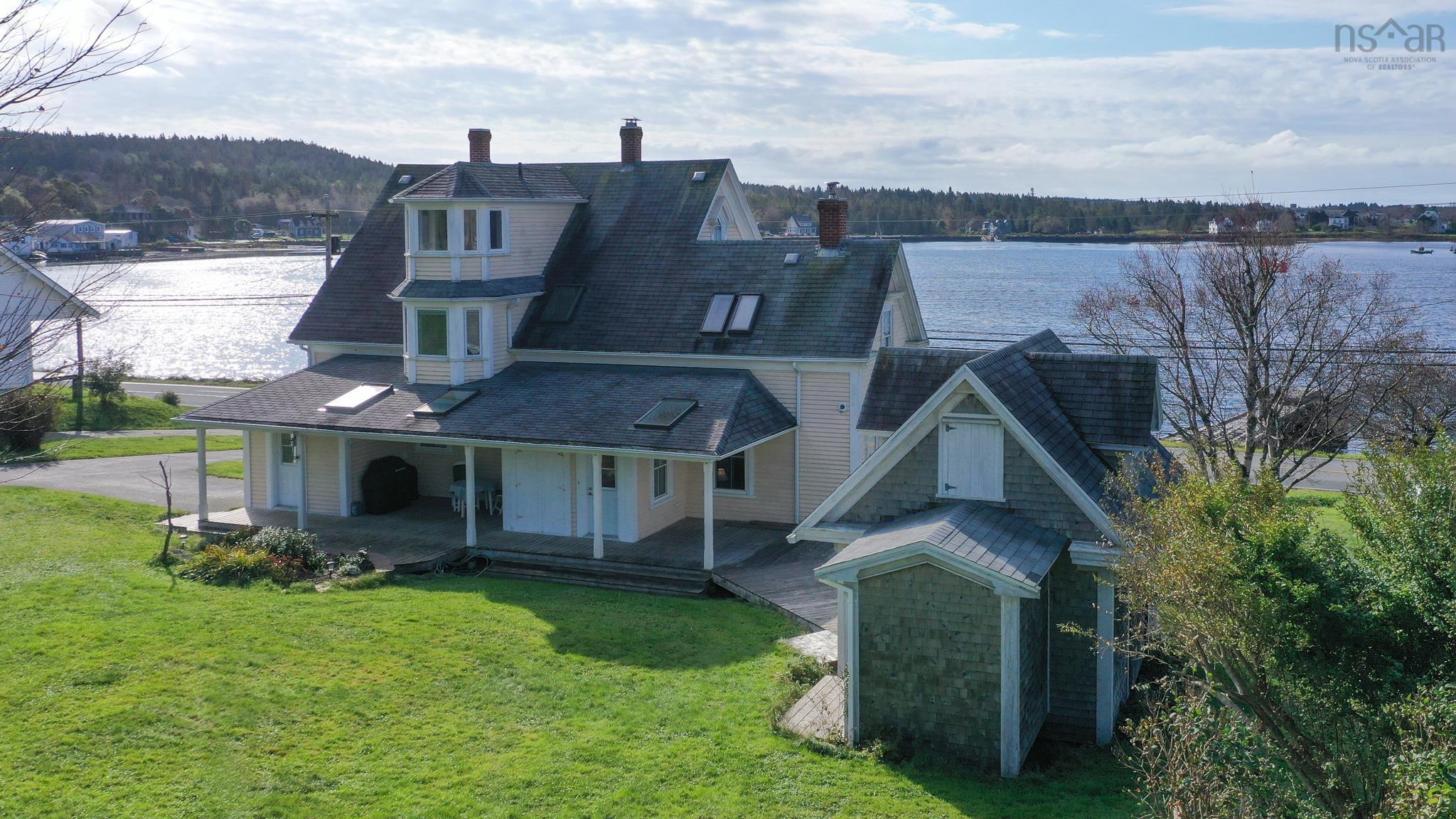$649,000.00: 3964 Highway 332, Riverport