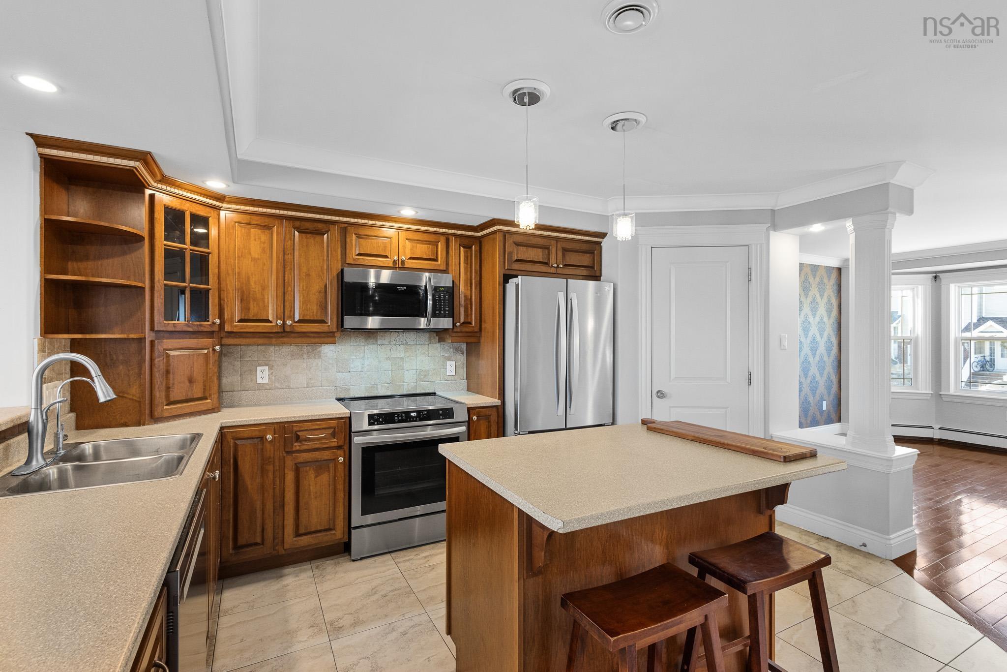$625,000.00: 24 Bosun Run, Halifax