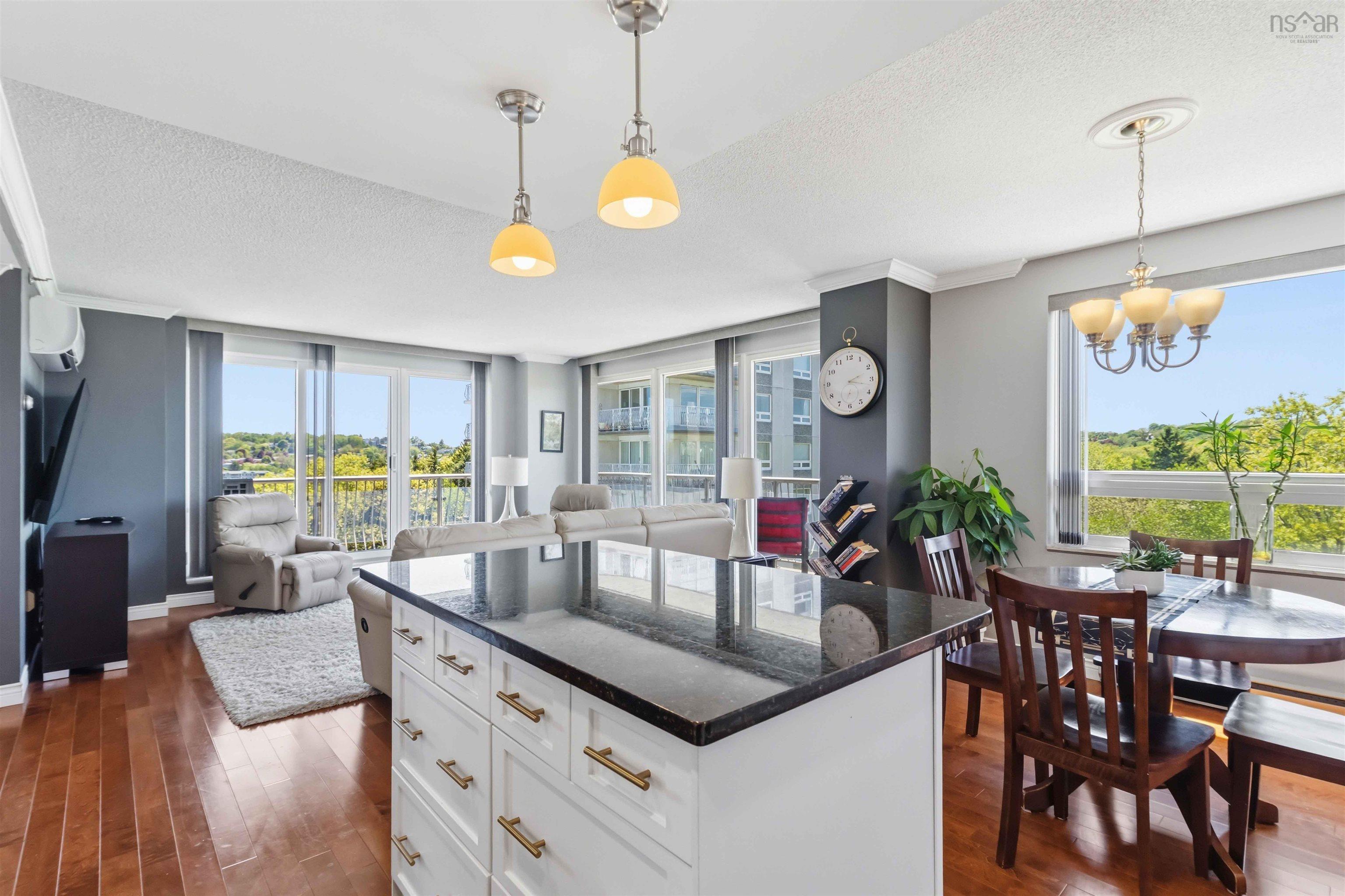 $525,000.00: 608 30 Brookdale Crescent, Dartmouth