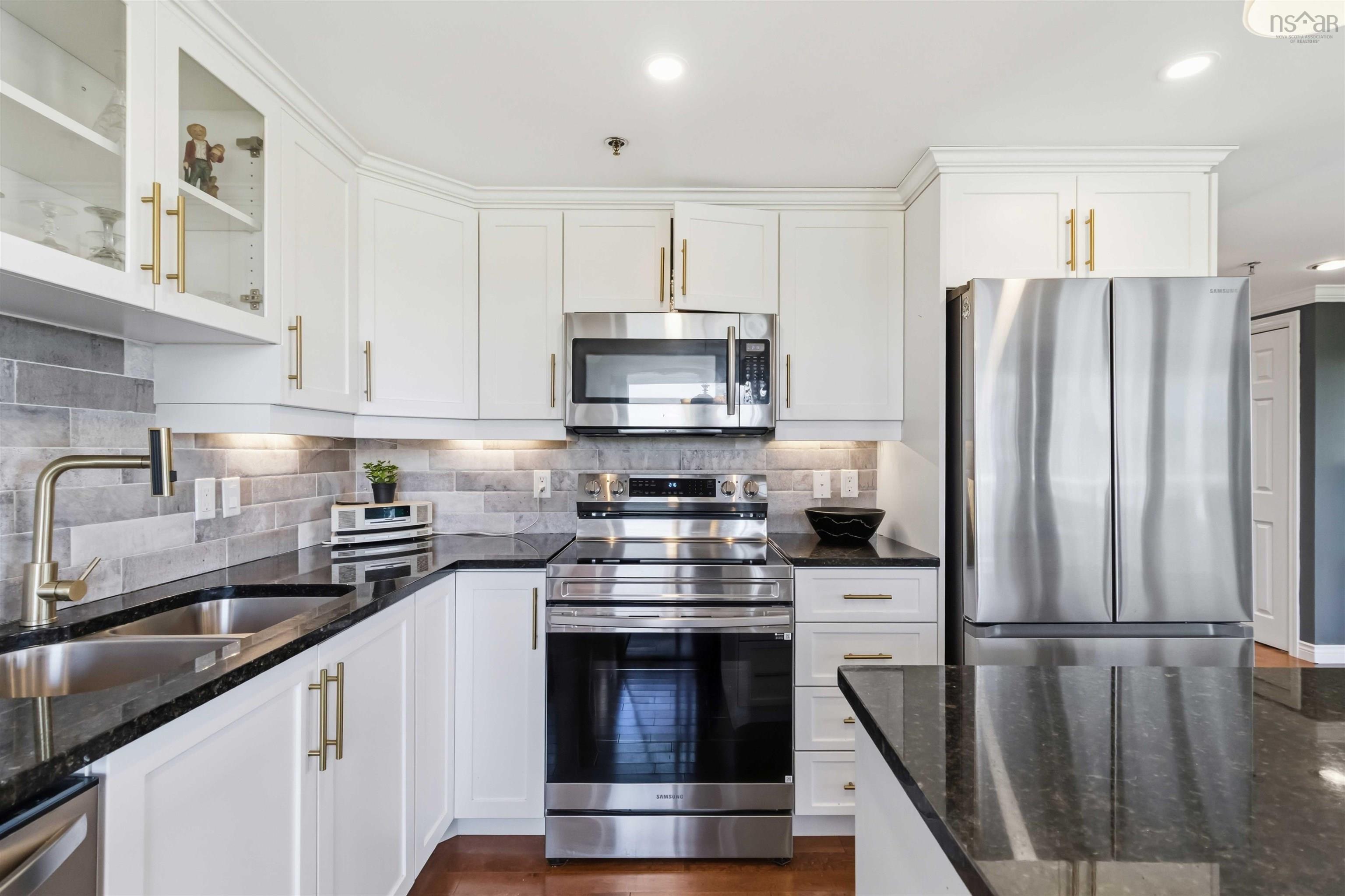 $525,000.00: 608 30 Brookdale Crescent, Dartmouth