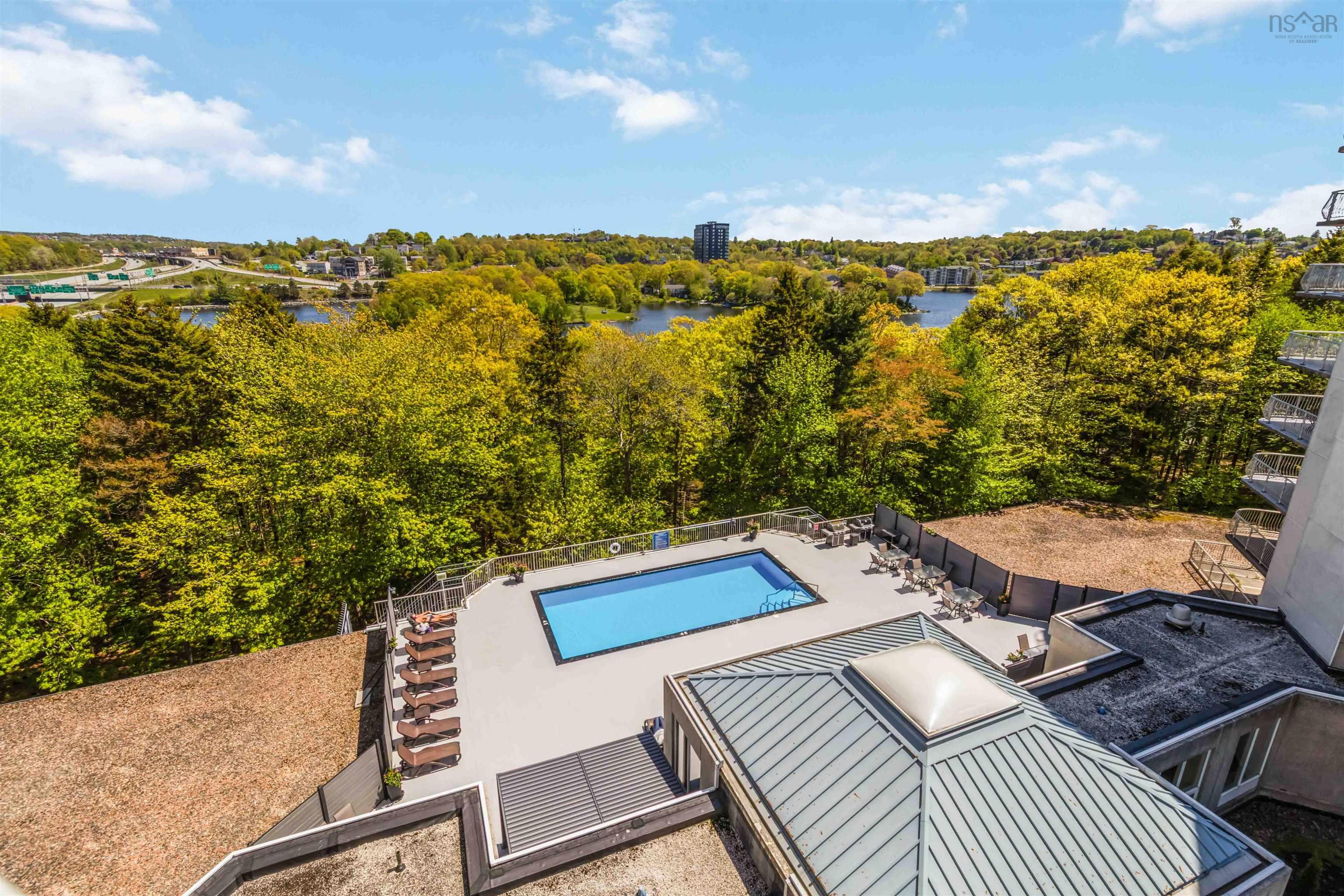 $525,000.00: 608 30 Brookdale Crescent, Dartmouth