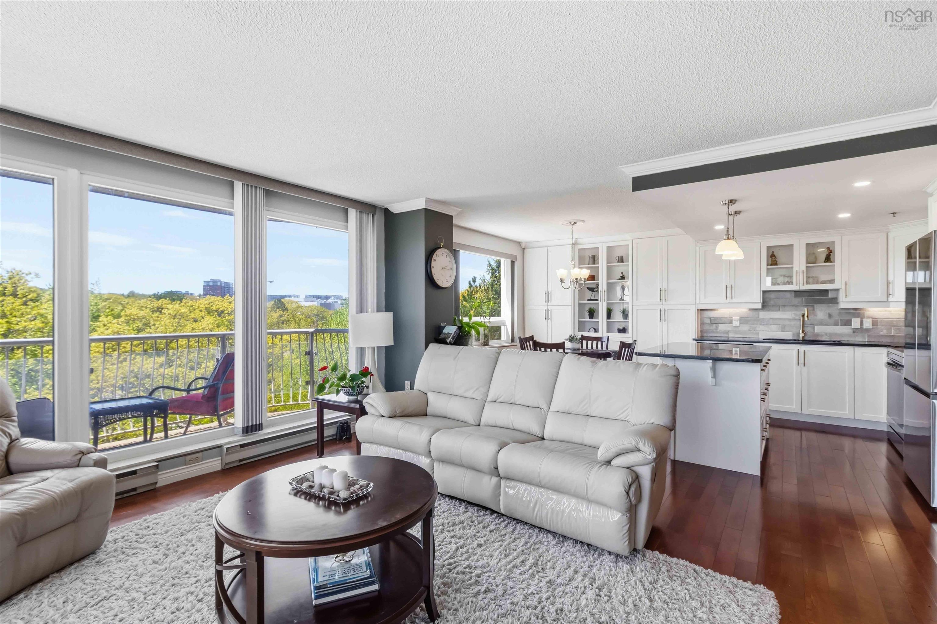 $525,000.00: 608 30 Brookdale Crescent, Dartmouth