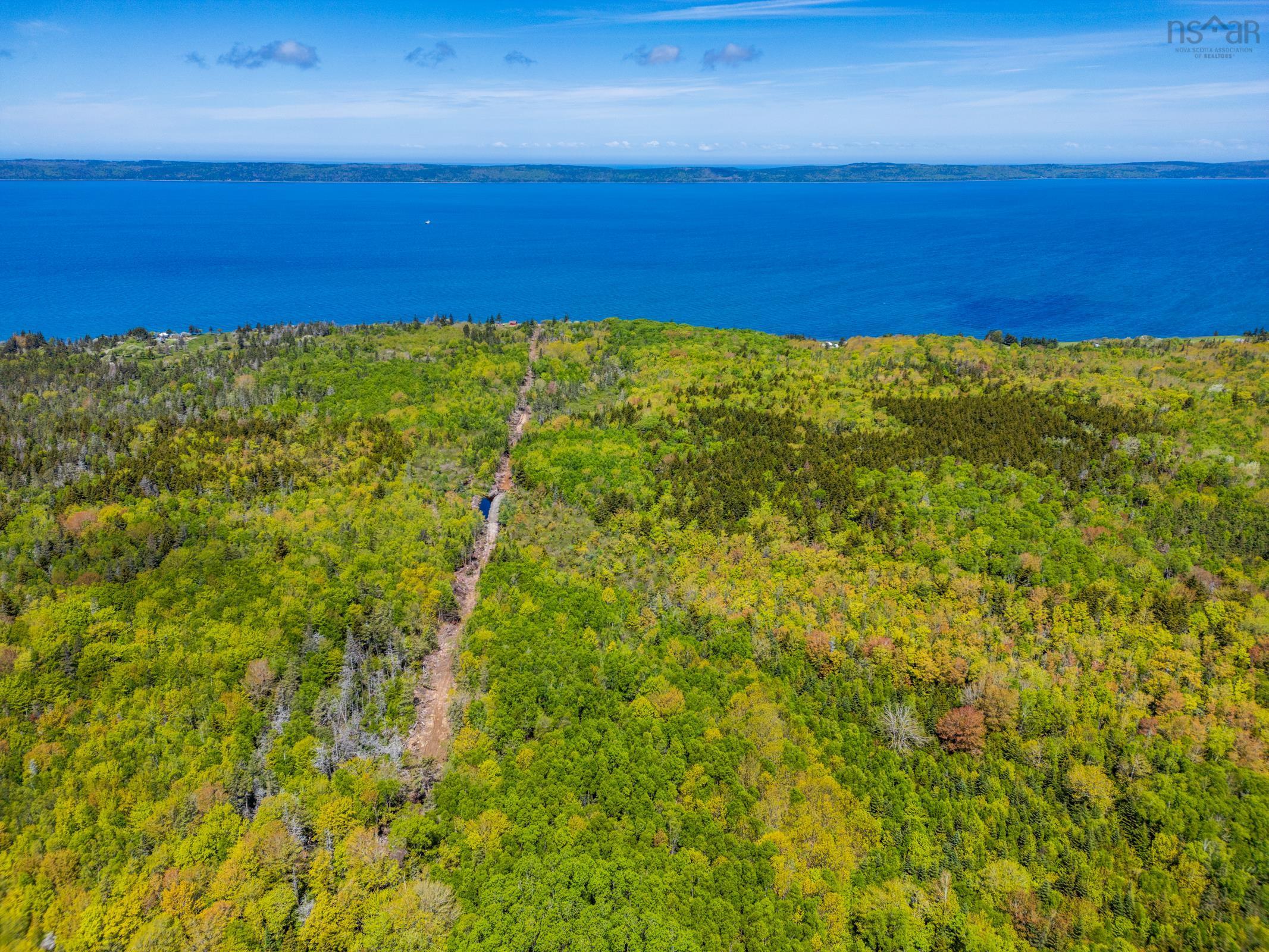 $149,000.00: 6173 Highway 101, Ashmore