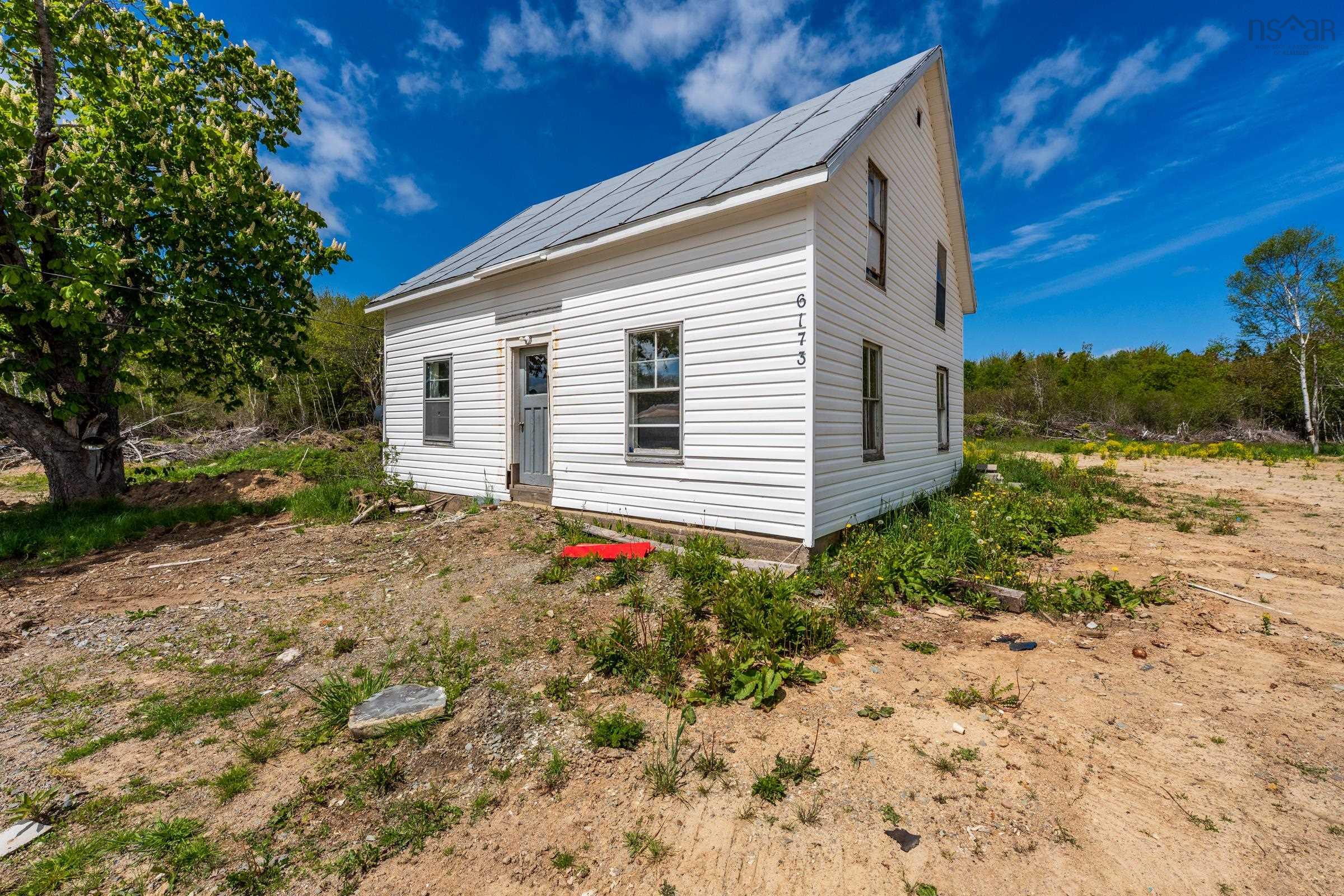 $149,000.00: 6173 Highway 101, Ashmore