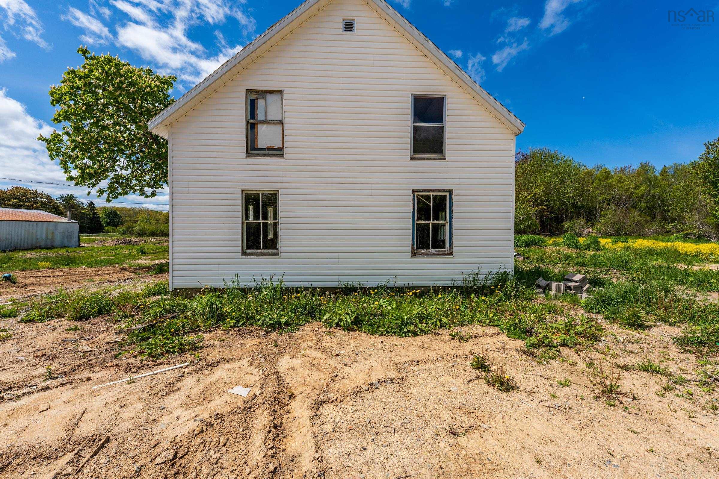 $149,000.00: 6173 Highway 101, Ashmore