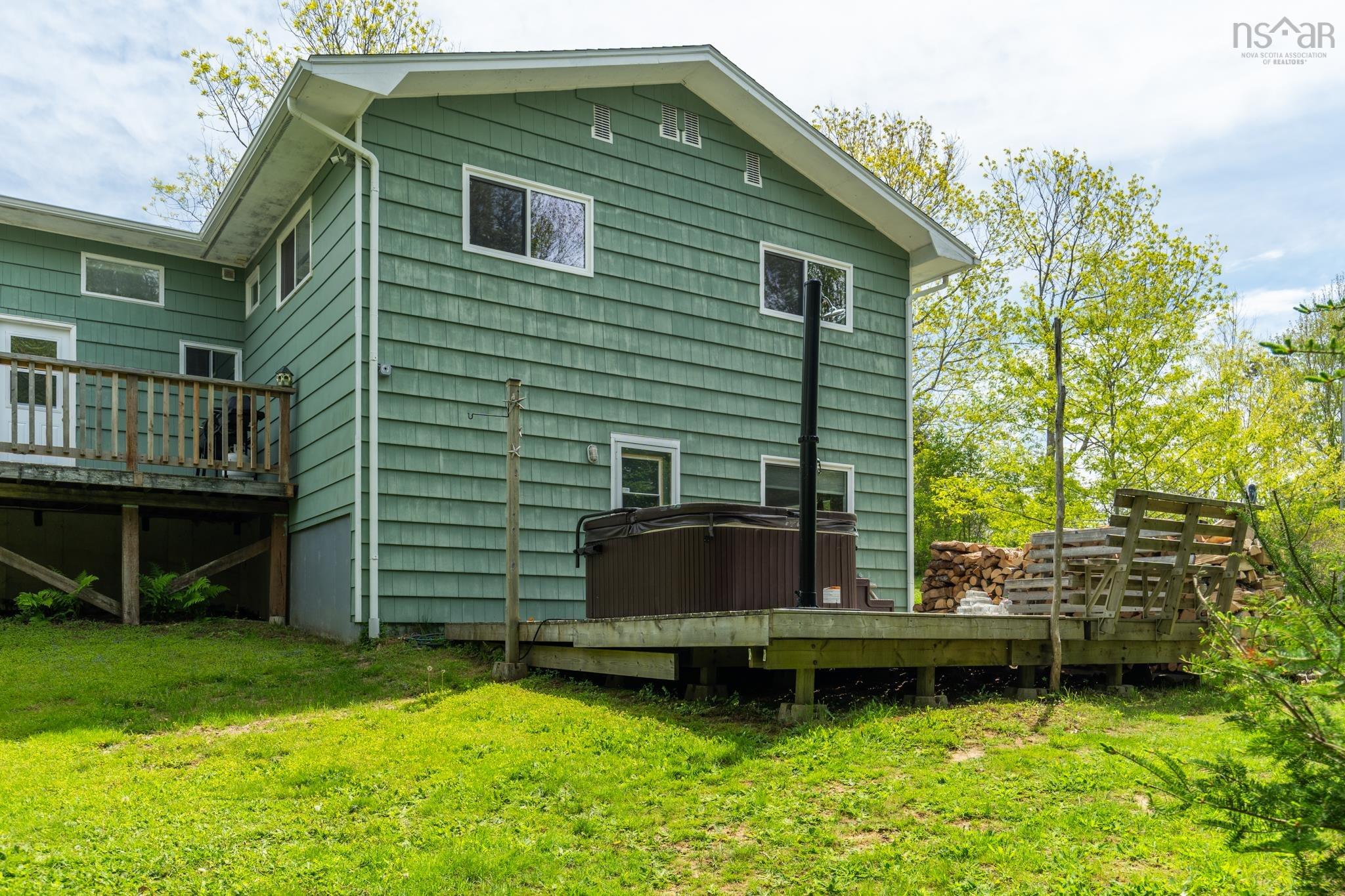 $399,900.00: 286 Haley Drive, Deerfield