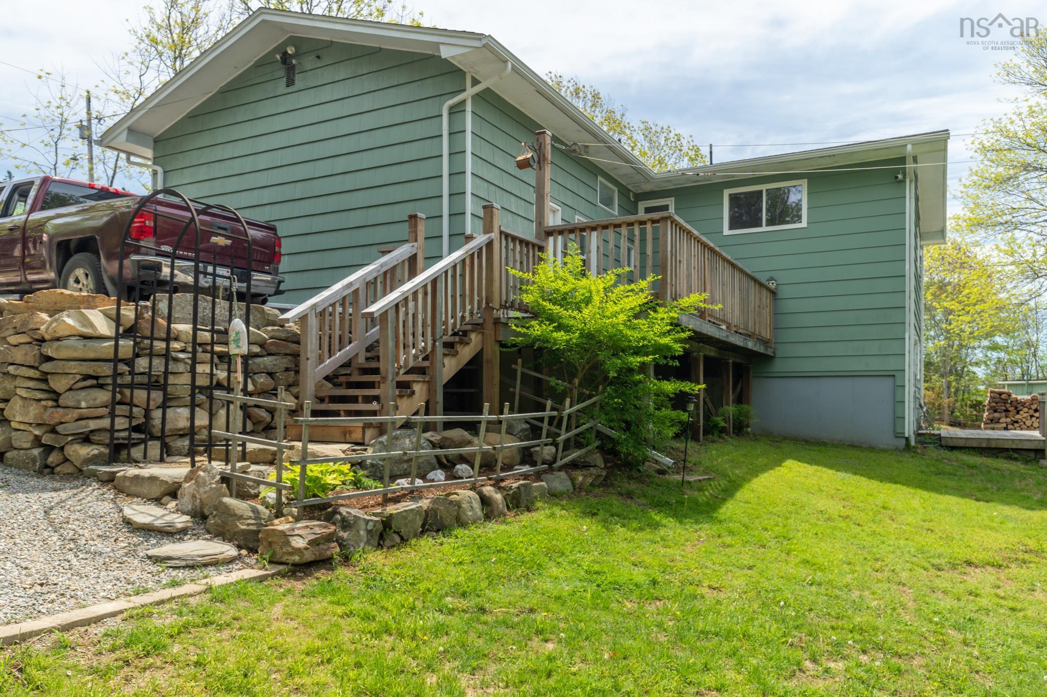 $399,900.00: 286 Haley Drive, Deerfield