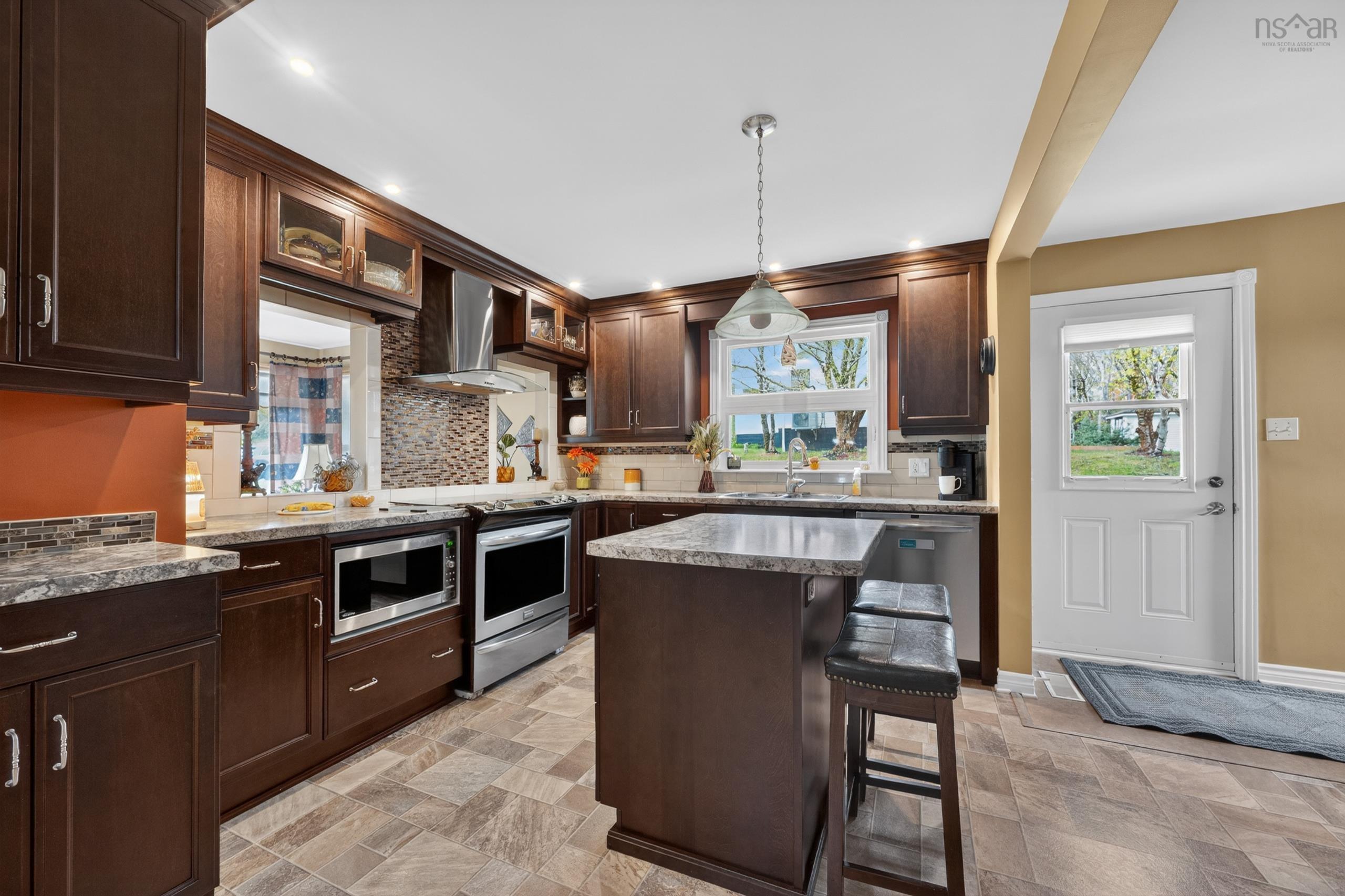 $499,900.00: 118 Green Acres Drive, Sydney River