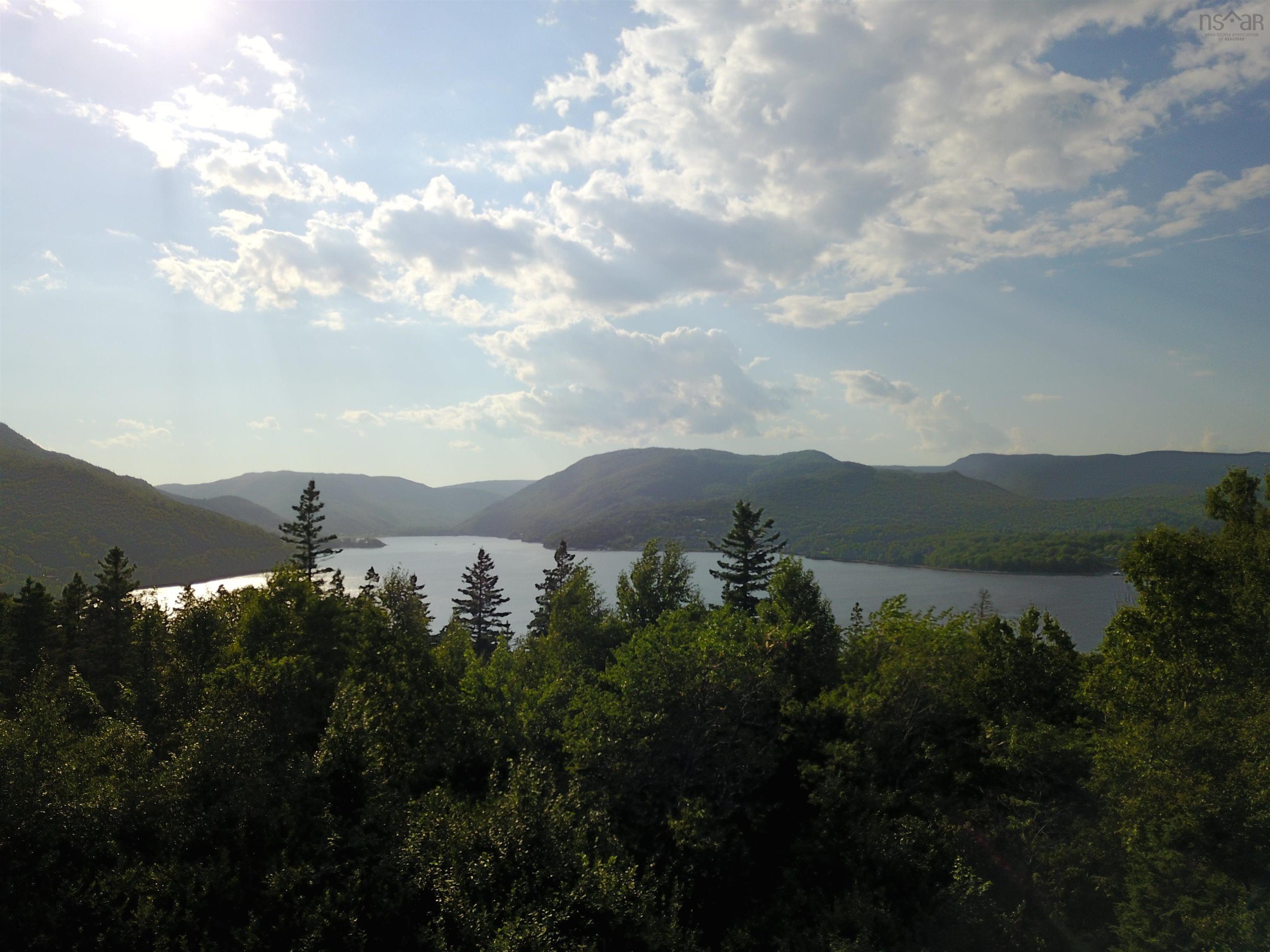 $119,000.00: Cabot Trail, Ingonish Ferry
