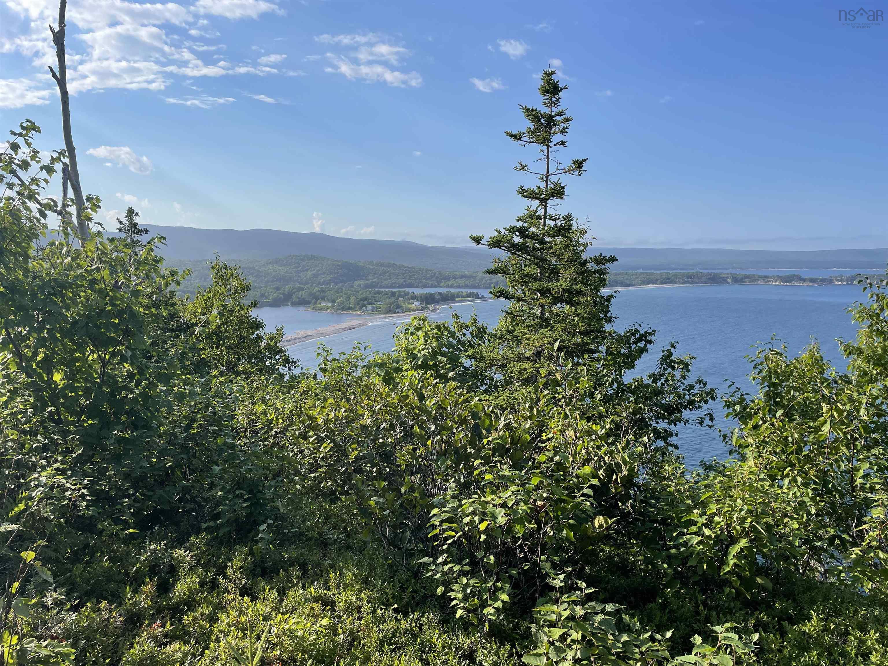 $119,000.00: Cabot Trail, Ingonish Ferry