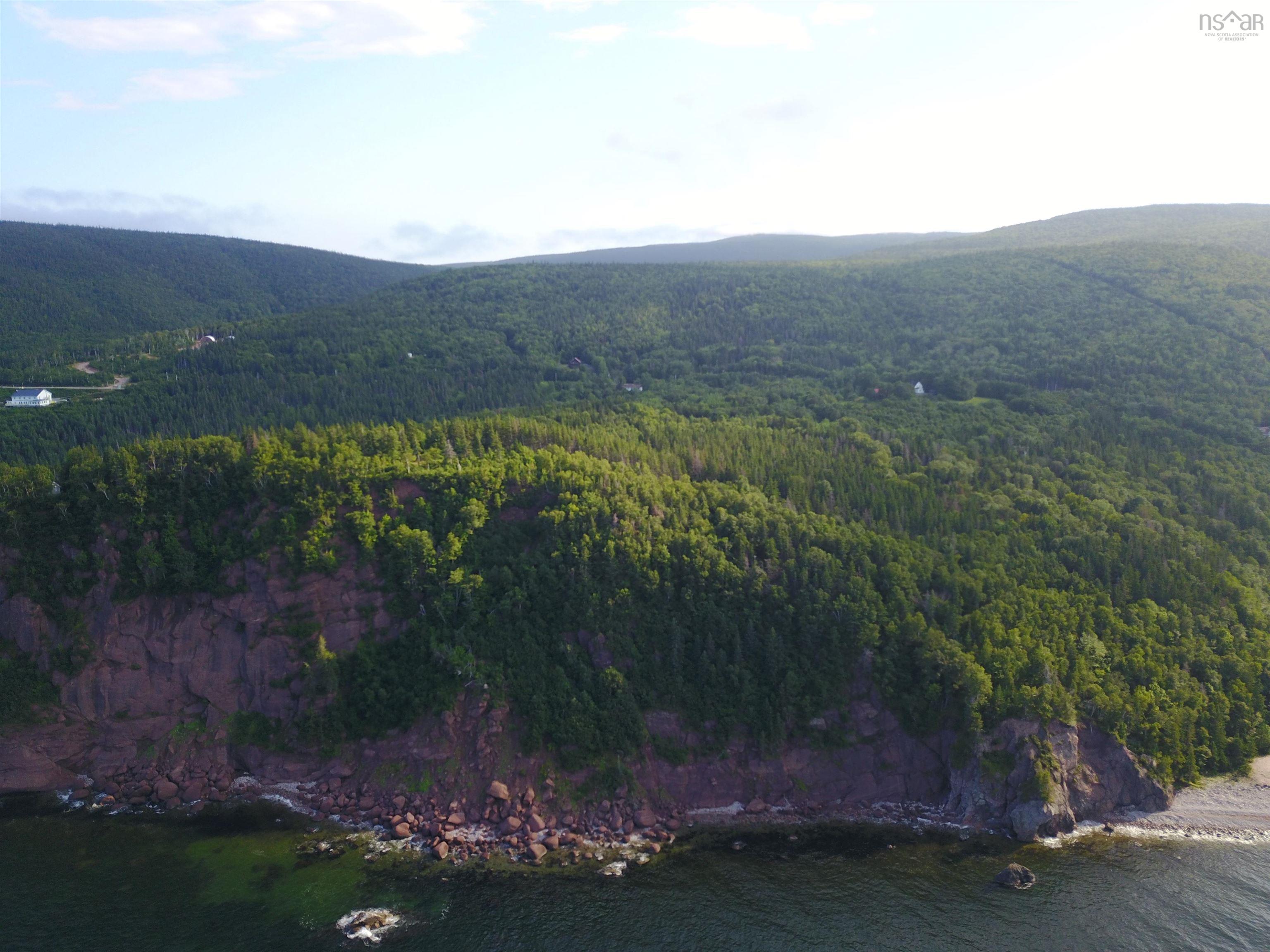 $119,000.00: Cabot Trail, Ingonish Ferry