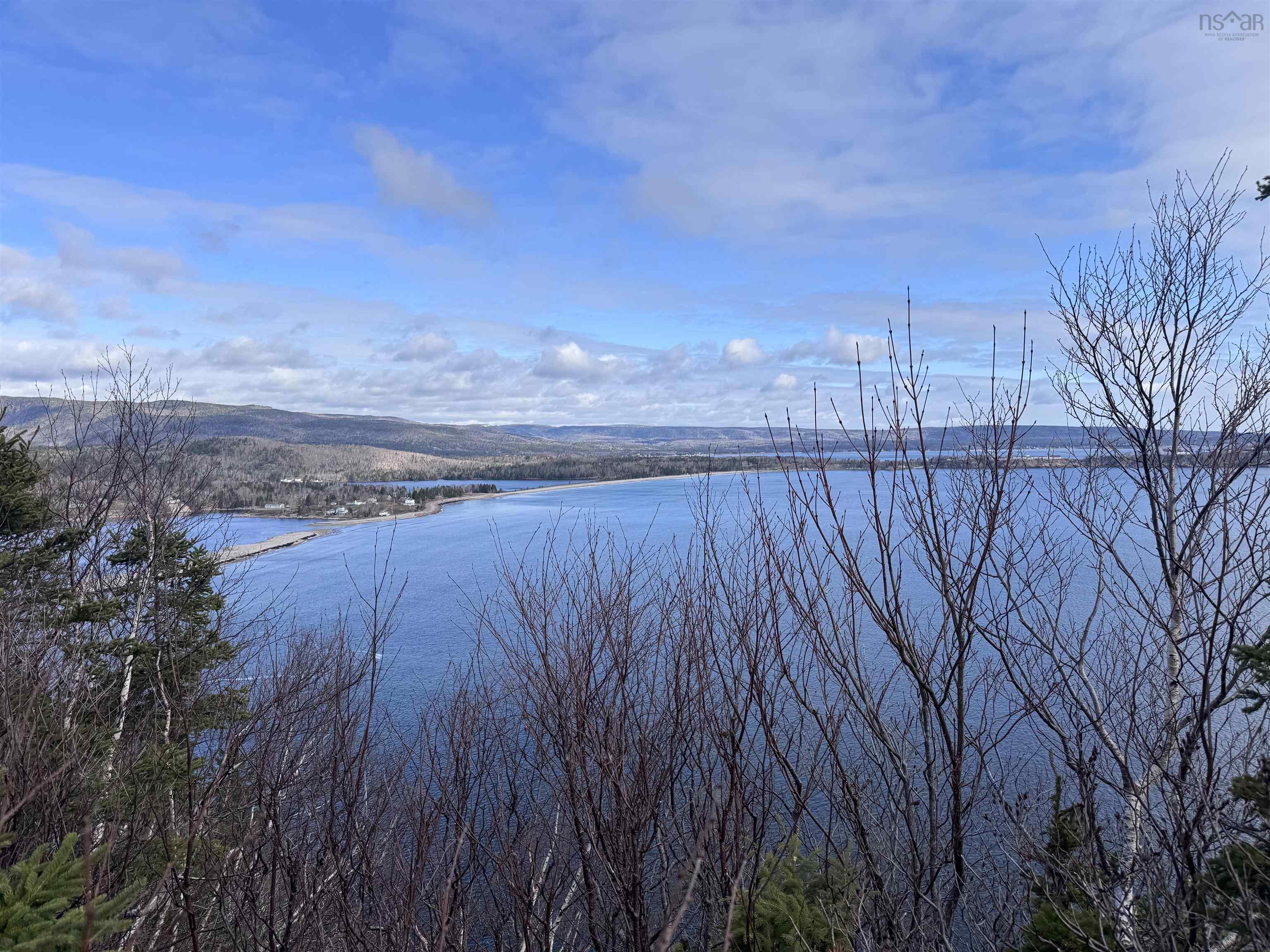 $119,000.00: Cabot Trail, Ingonish Ferry