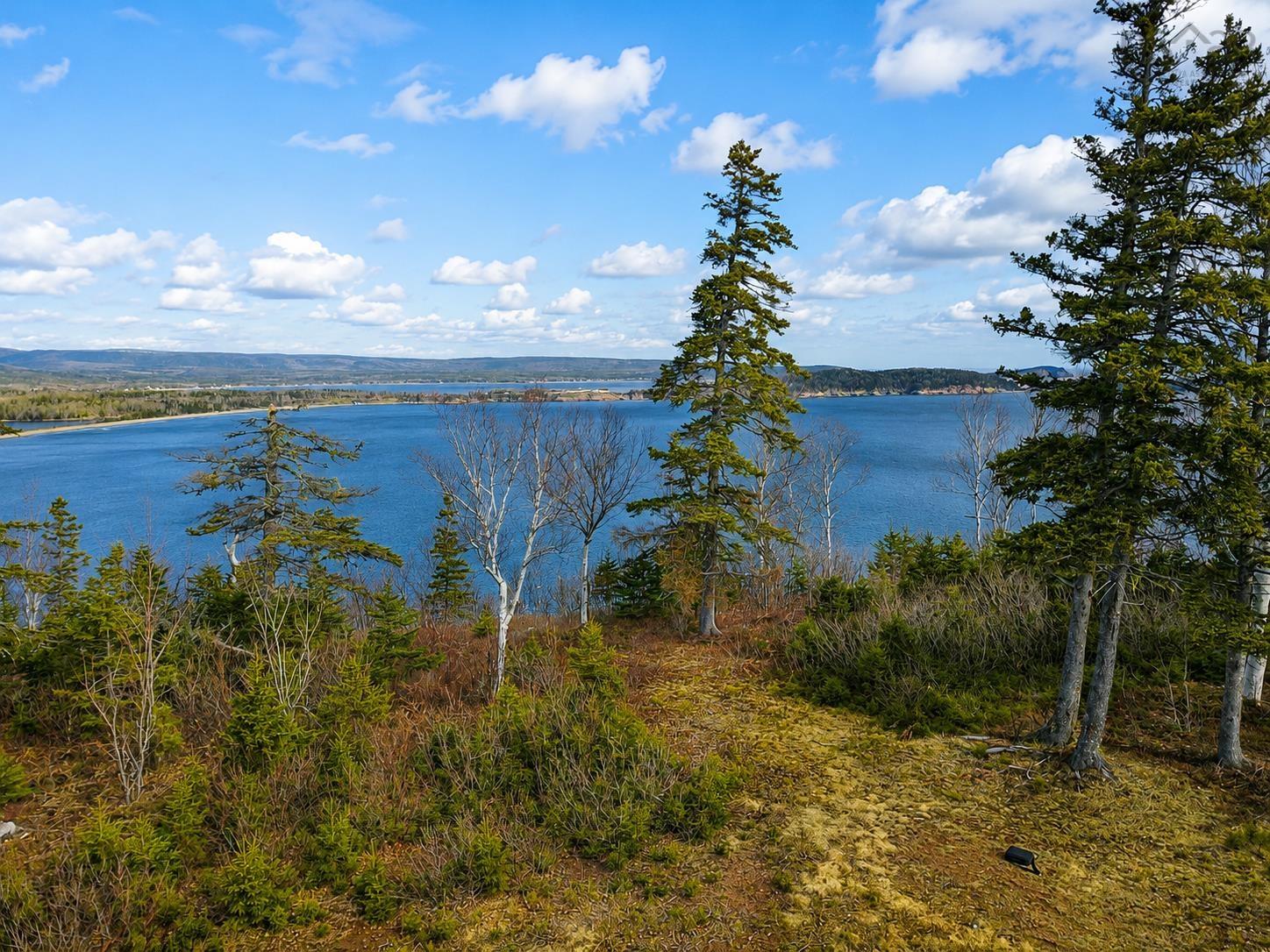 $119,000.00: Cabot Trail, Ingonish Ferry