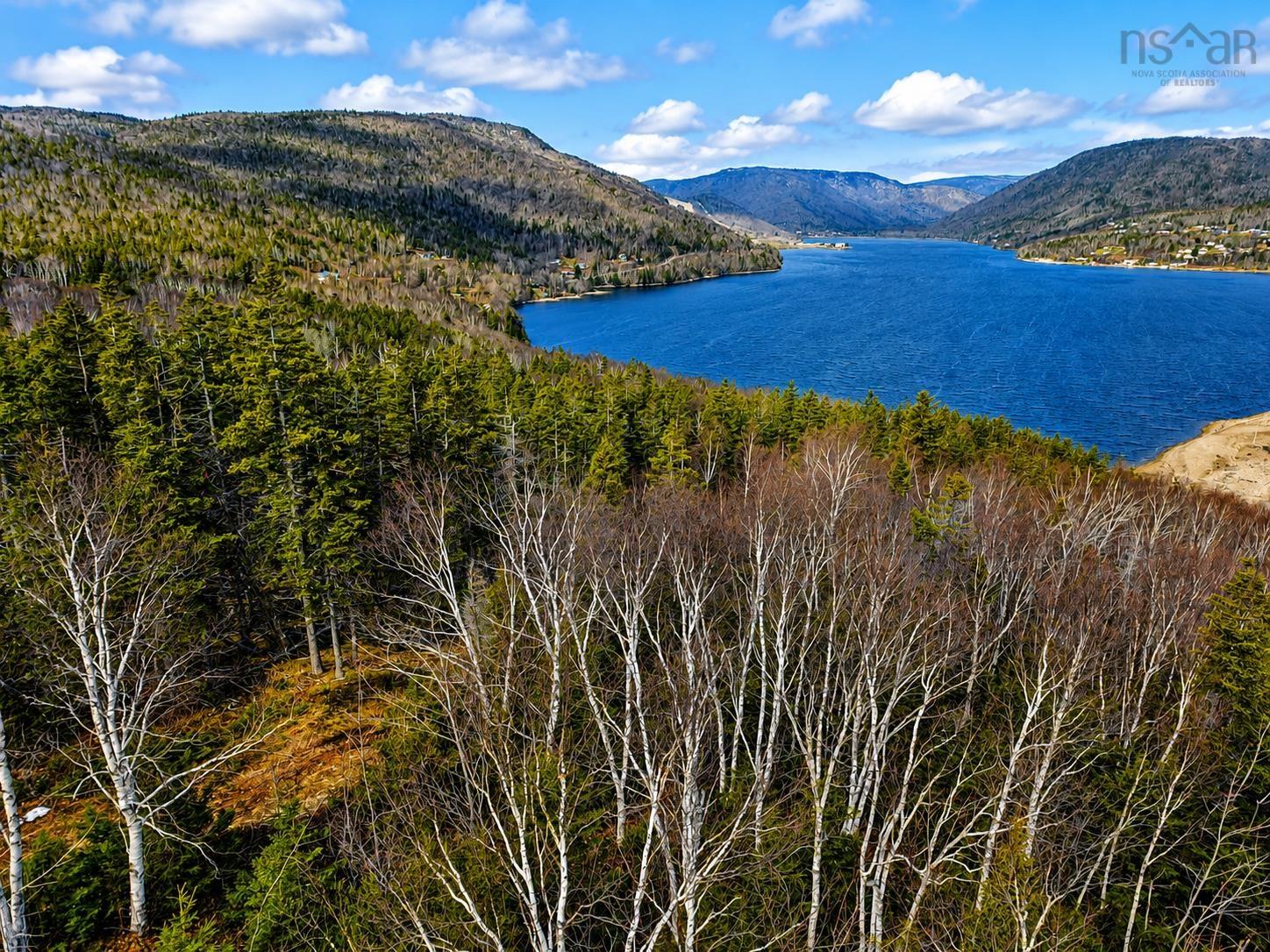 $119,000.00: Cabot Trail, Ingonish Ferry