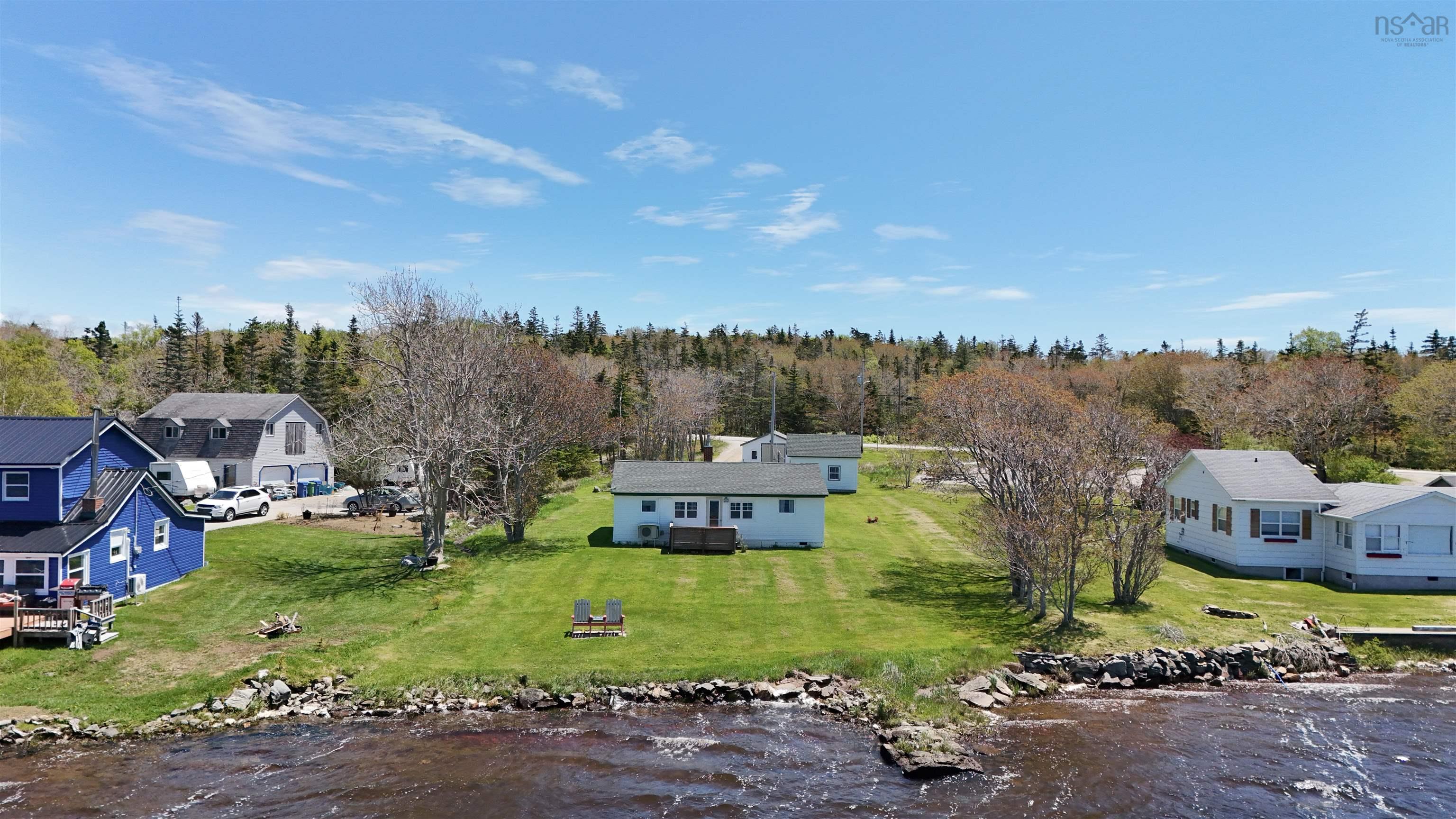$249,900.00: 108 Pembroke Road, Pembroke