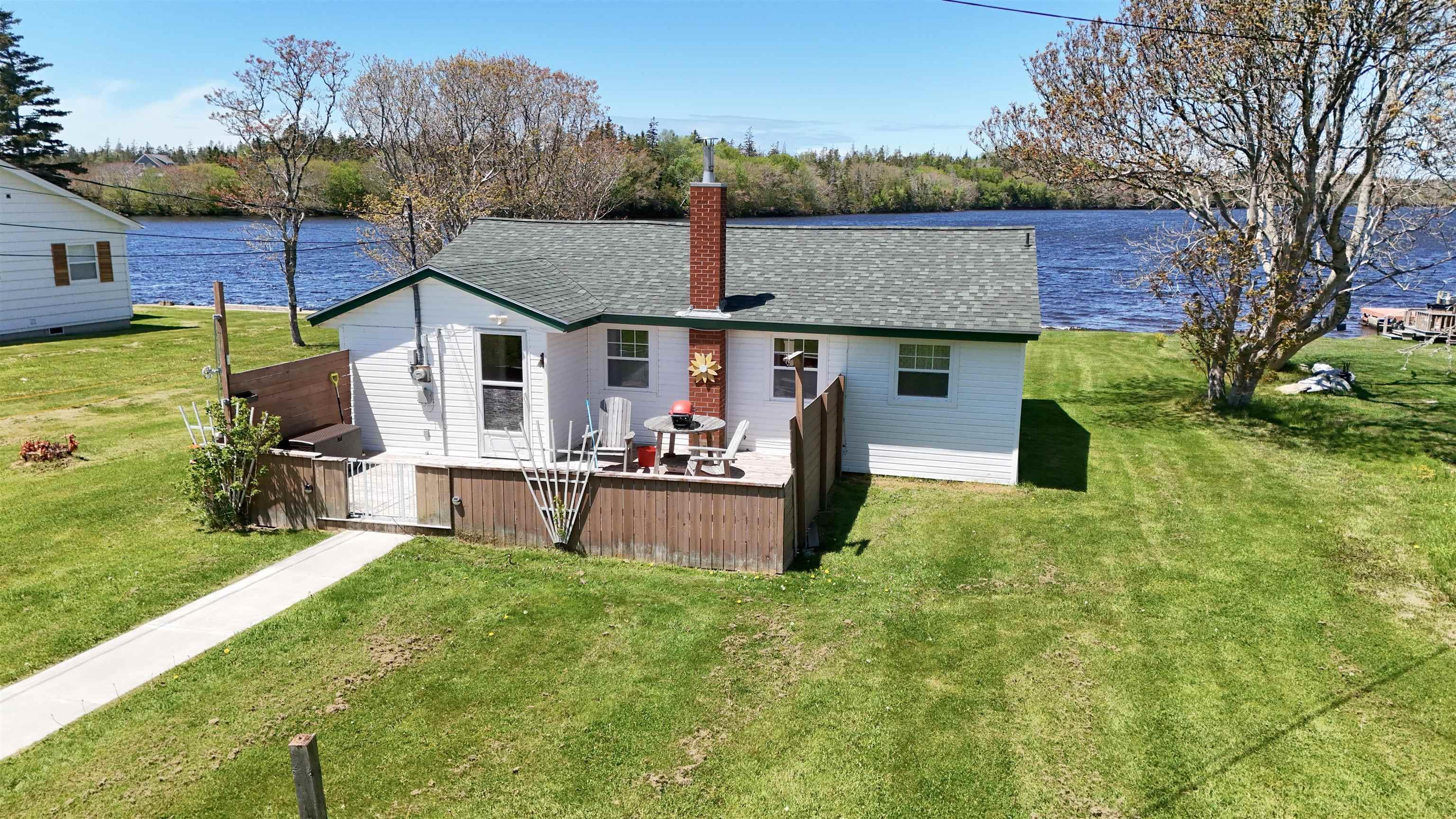 $249,900.00: 108 Pembroke Road, Pembroke
