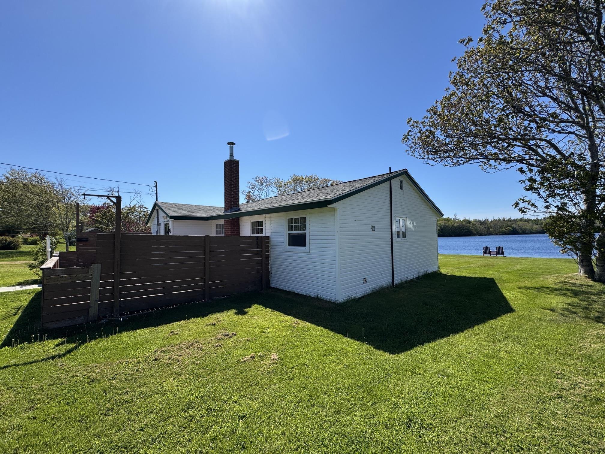 $249,900.00: 108 Pembroke Road, Pembroke