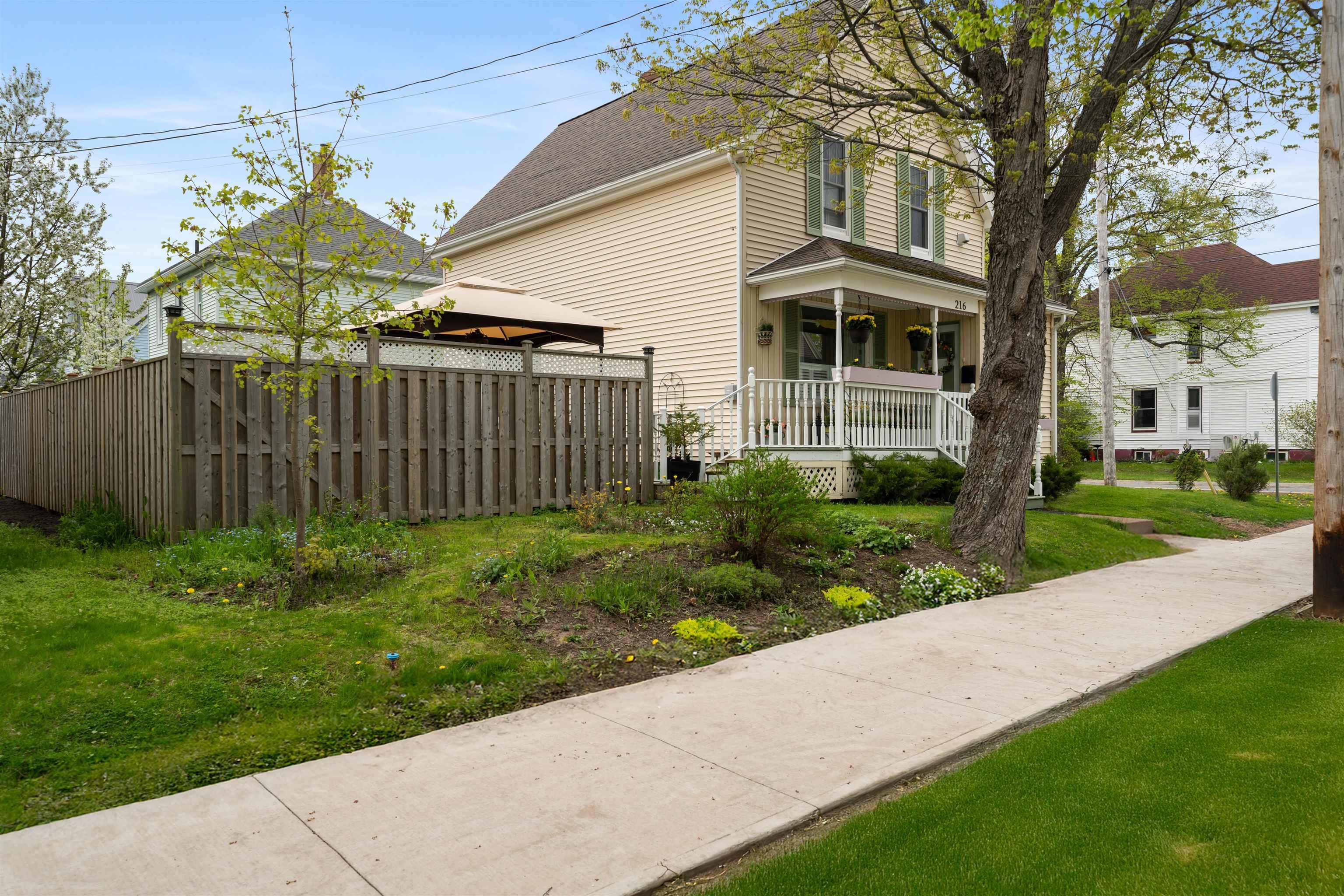 $299,900.00: 216 BROOKSIDE Avenue, New Glasgow