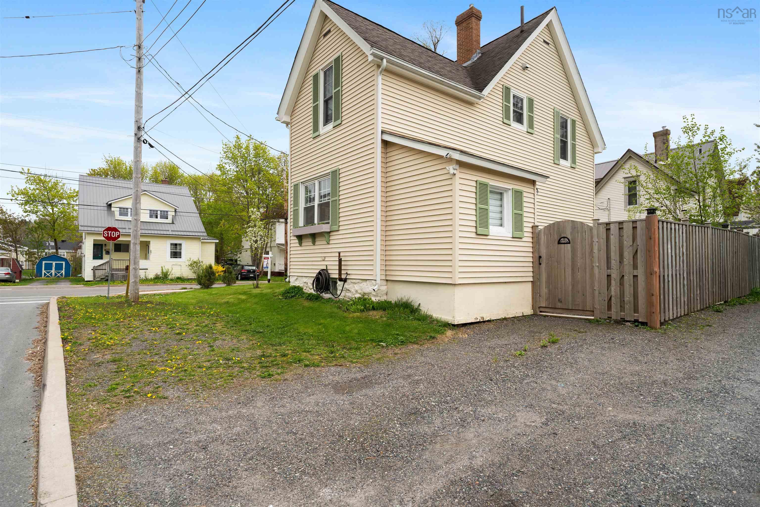 $299,900.00: 216 BROOKSIDE Avenue, New Glasgow
