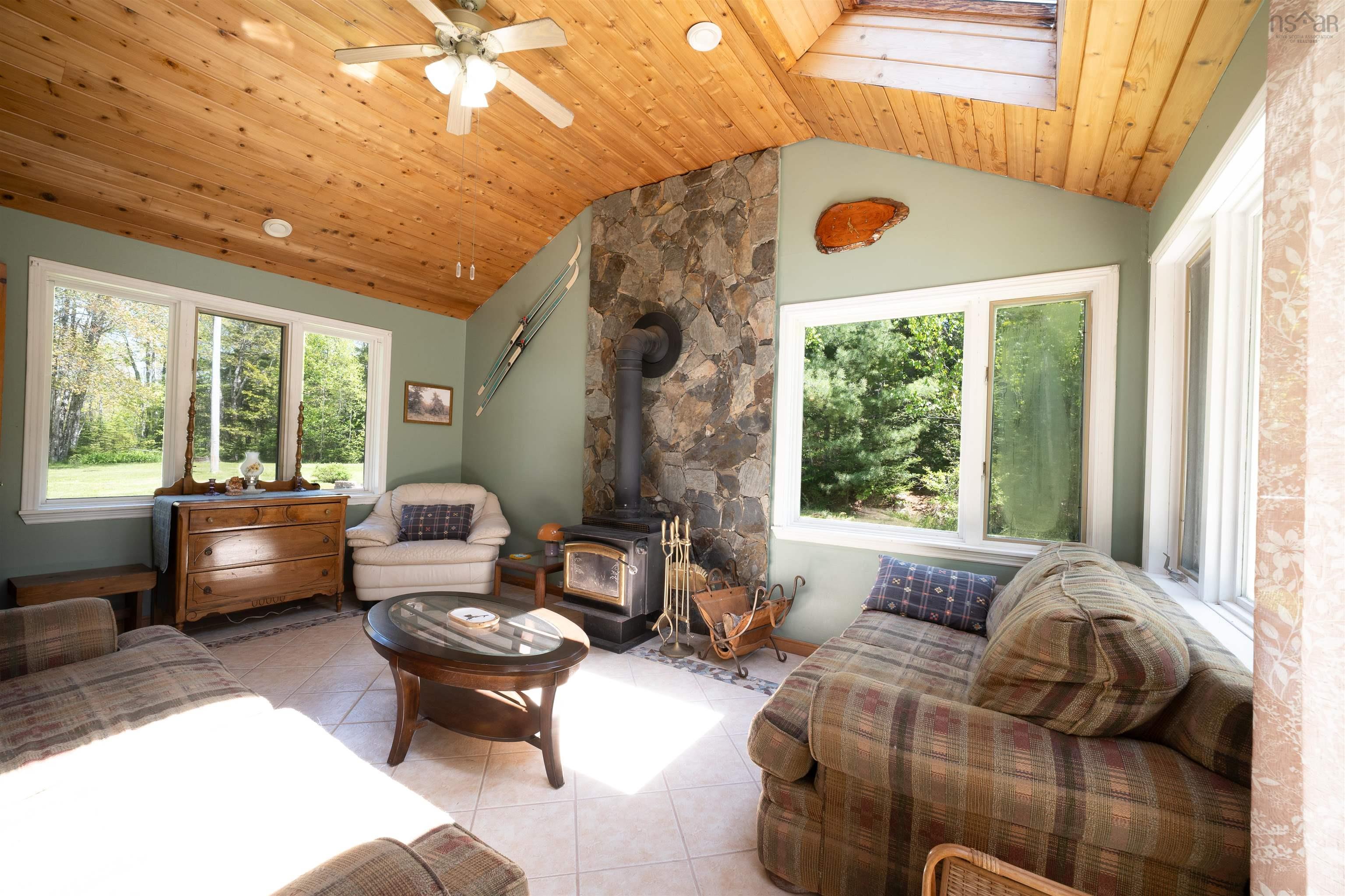 $369,000.00: 299 Armstrong Road, Windsor Road