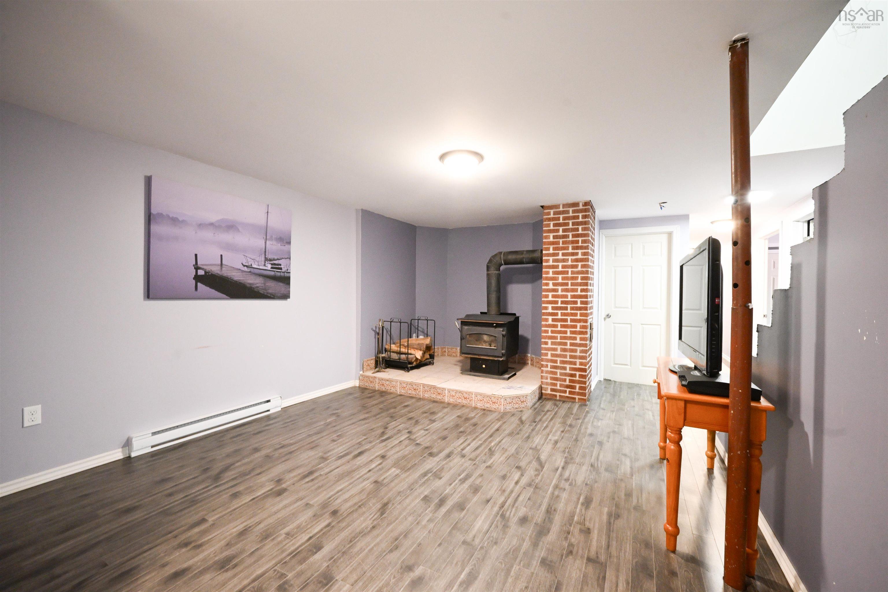 $369,000.00: 299 Armstrong Road, Windsor Road