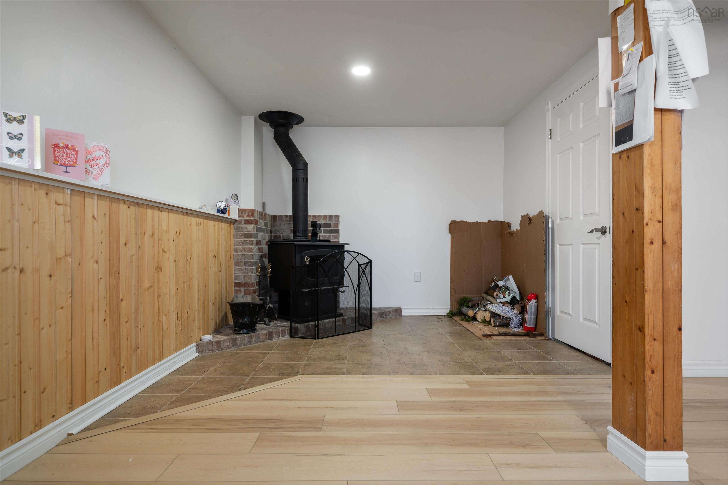 $320,000.00: 9 Demont Drive, Linacy