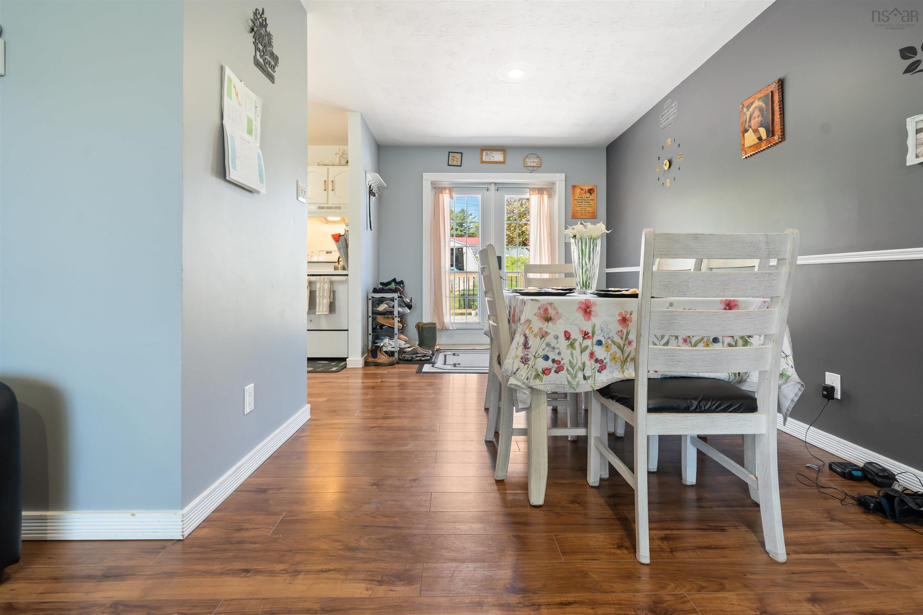 $320,000.00: 9 Demont Drive, Linacy