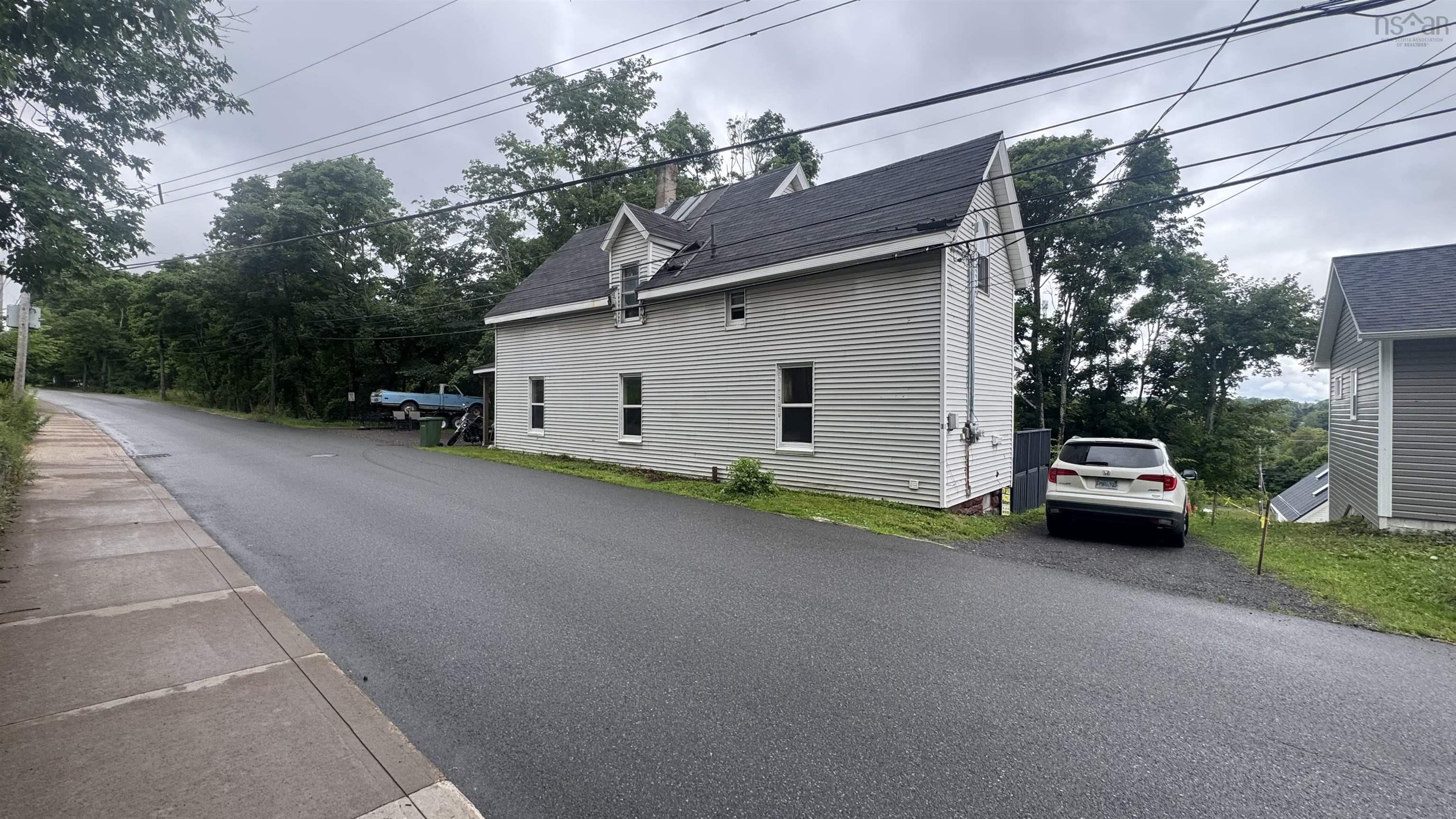 $235,000.00: 264 High Street, New Glasgow