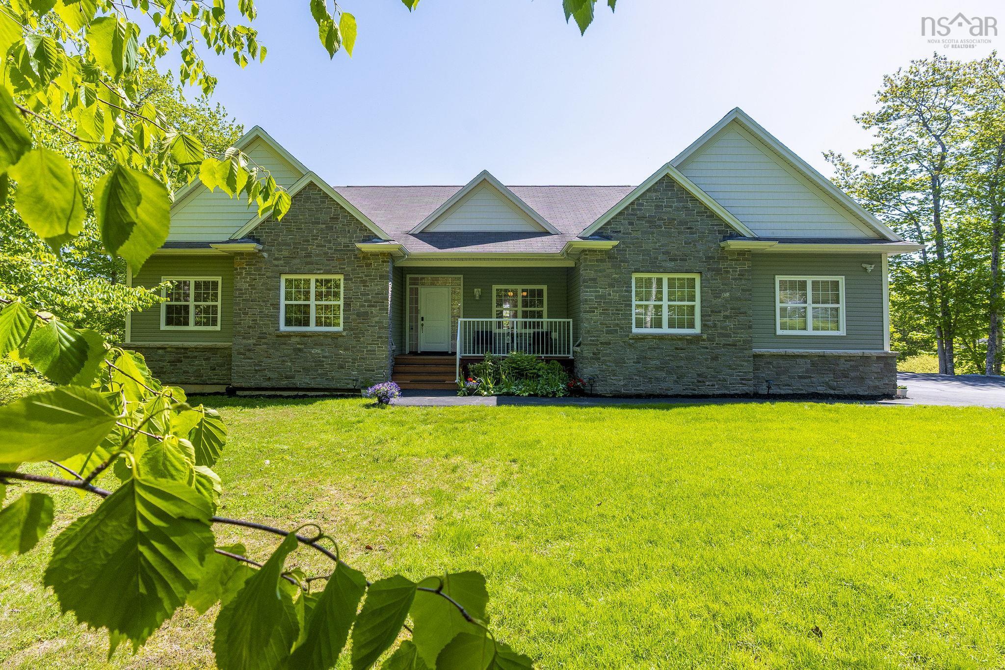 $1,279,000.00: 293 Aberdeen Drive, Halifax