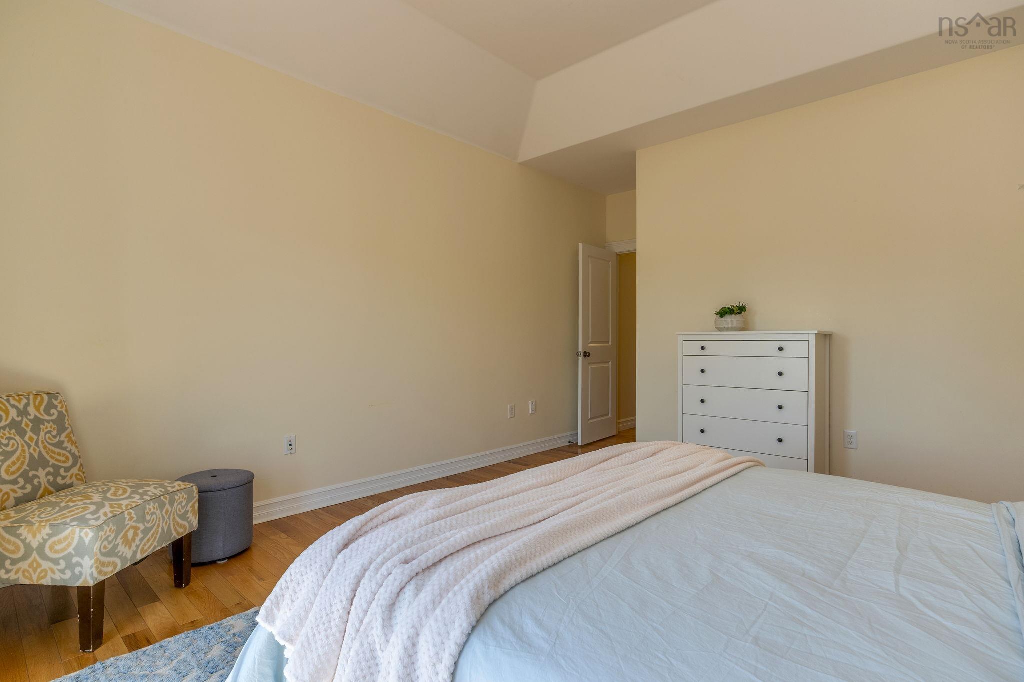$1,279,000.00: 293 Aberdeen Drive, Halifax