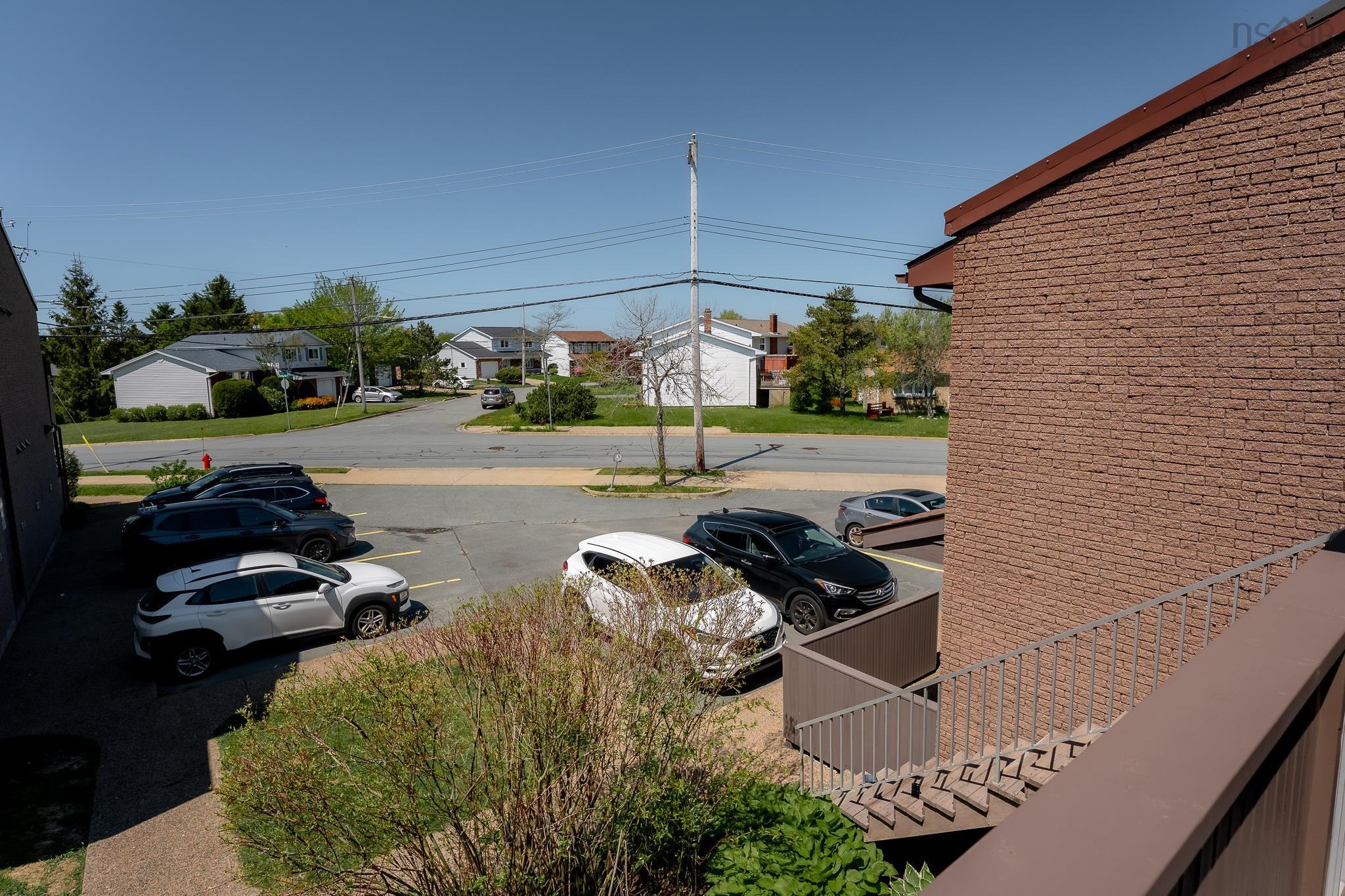 $320,000.00: 14 4 Rose Way, Dartmouth